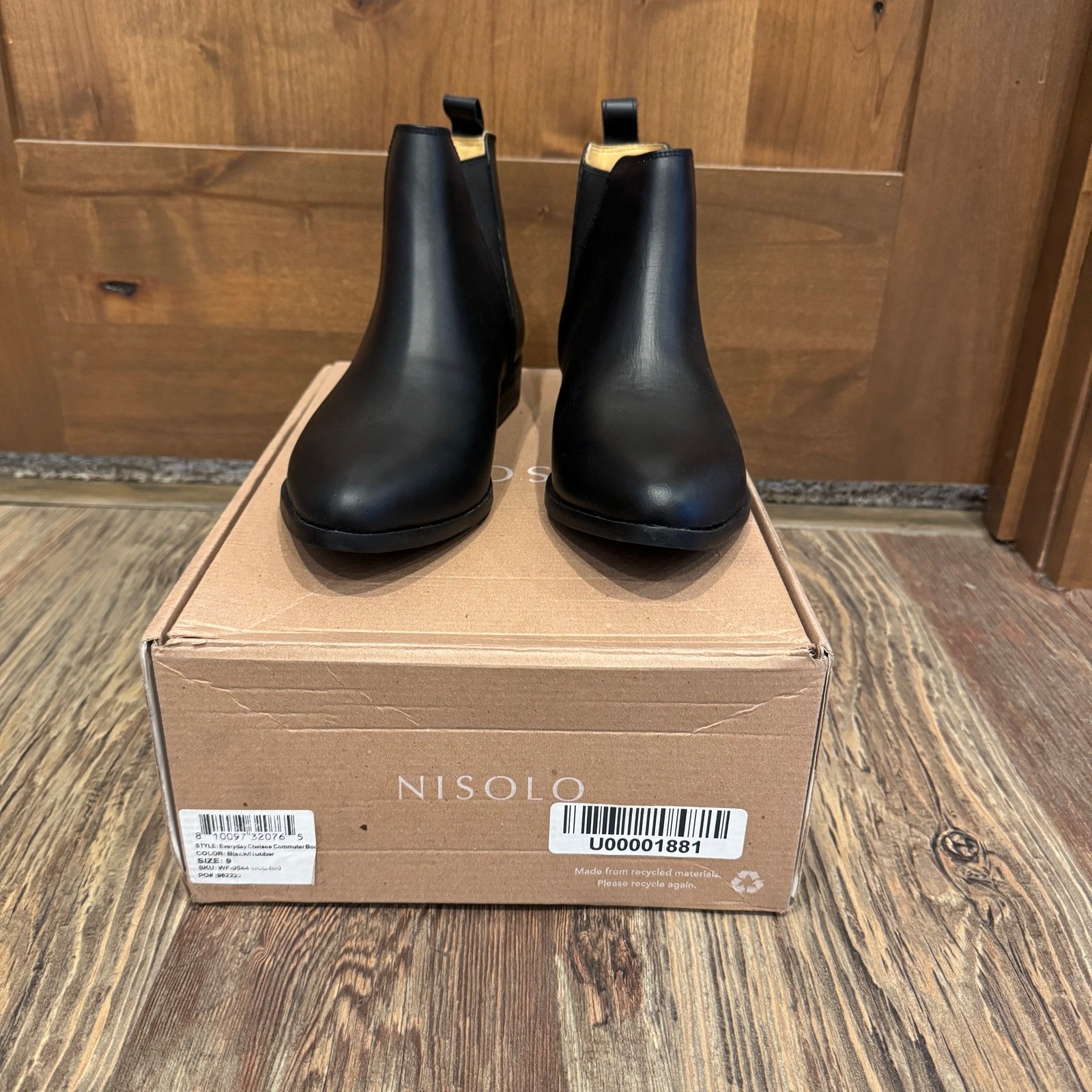 Nisolo Eva Everyday Chelsea Commuter Leather Boot 9 Black