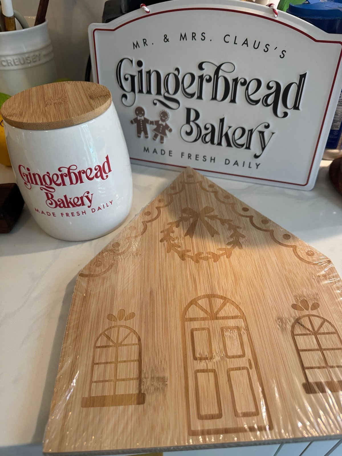 Gingerbread decor lot