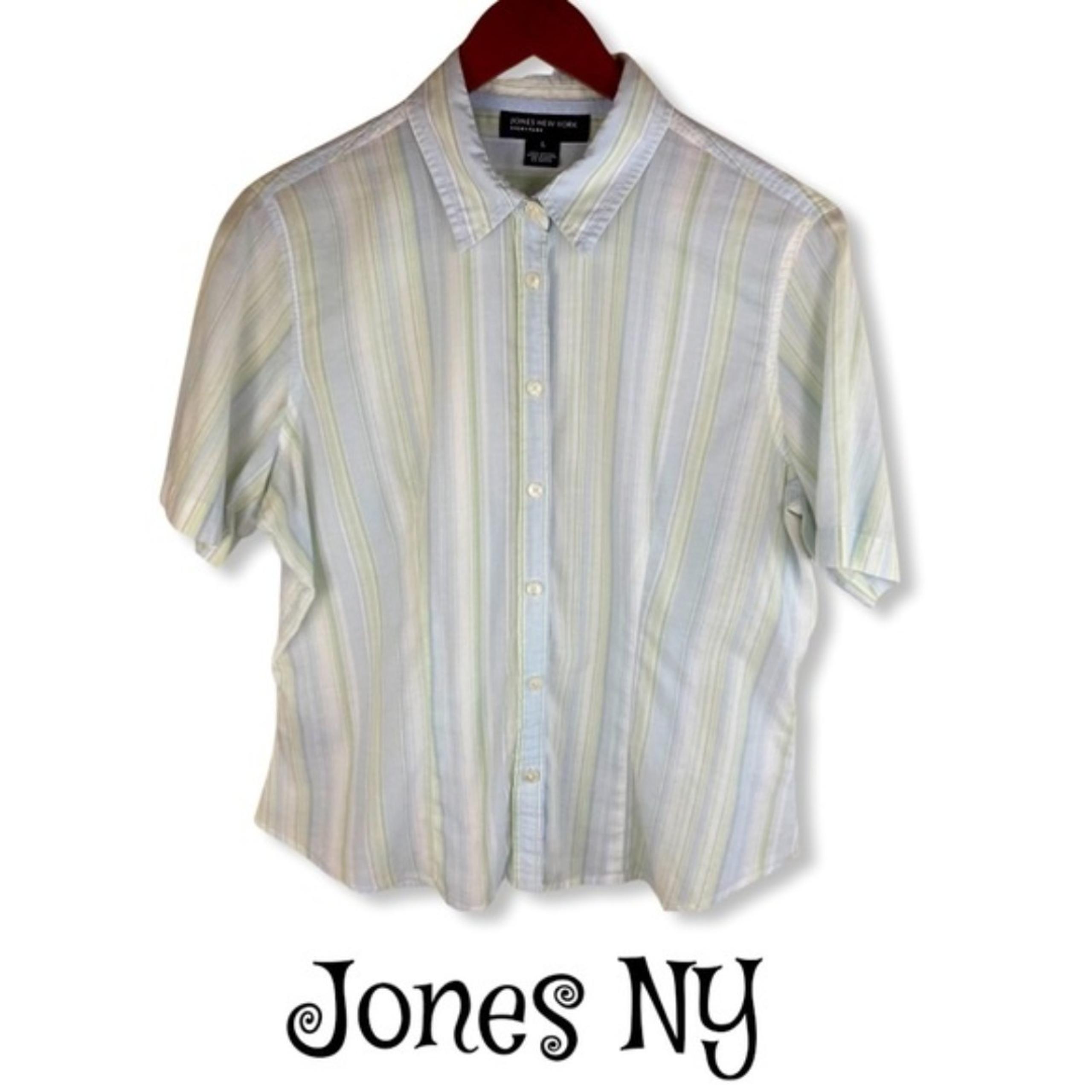 Jones New York Signature Women’s Size Large Short Sleeve Button Down Top