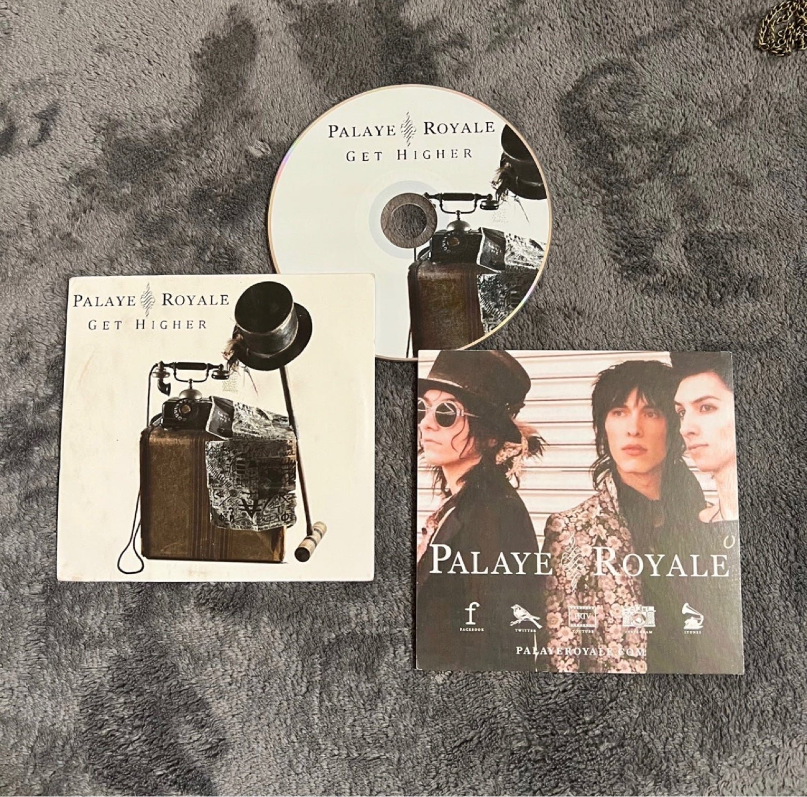 Rare Palaye Royale CD