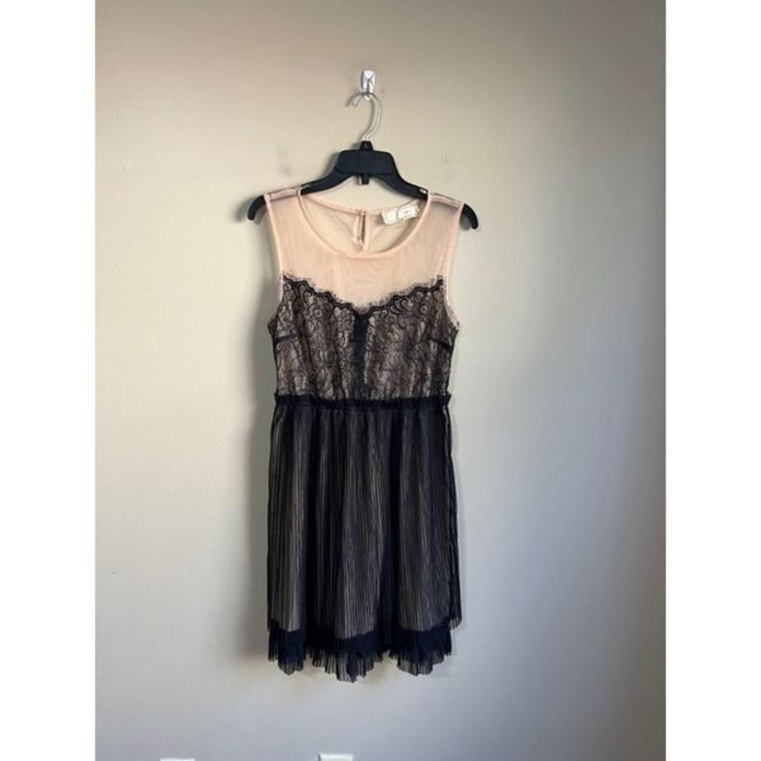 A’reve medium lace dress