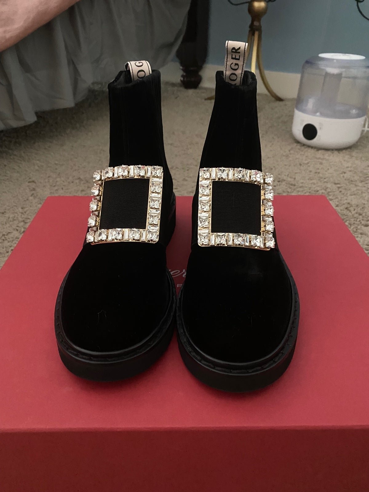 Viv' Rangers Strass Buckle Chelsea Booties in Velvet