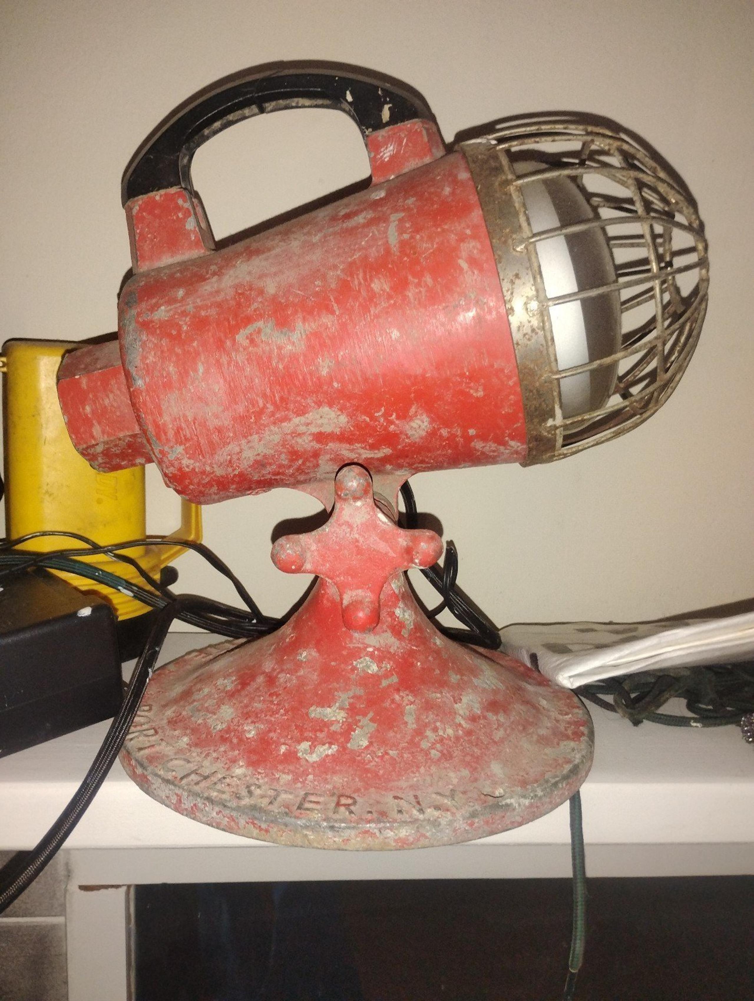 VINTAGE HOMELITE FIRE LAMP