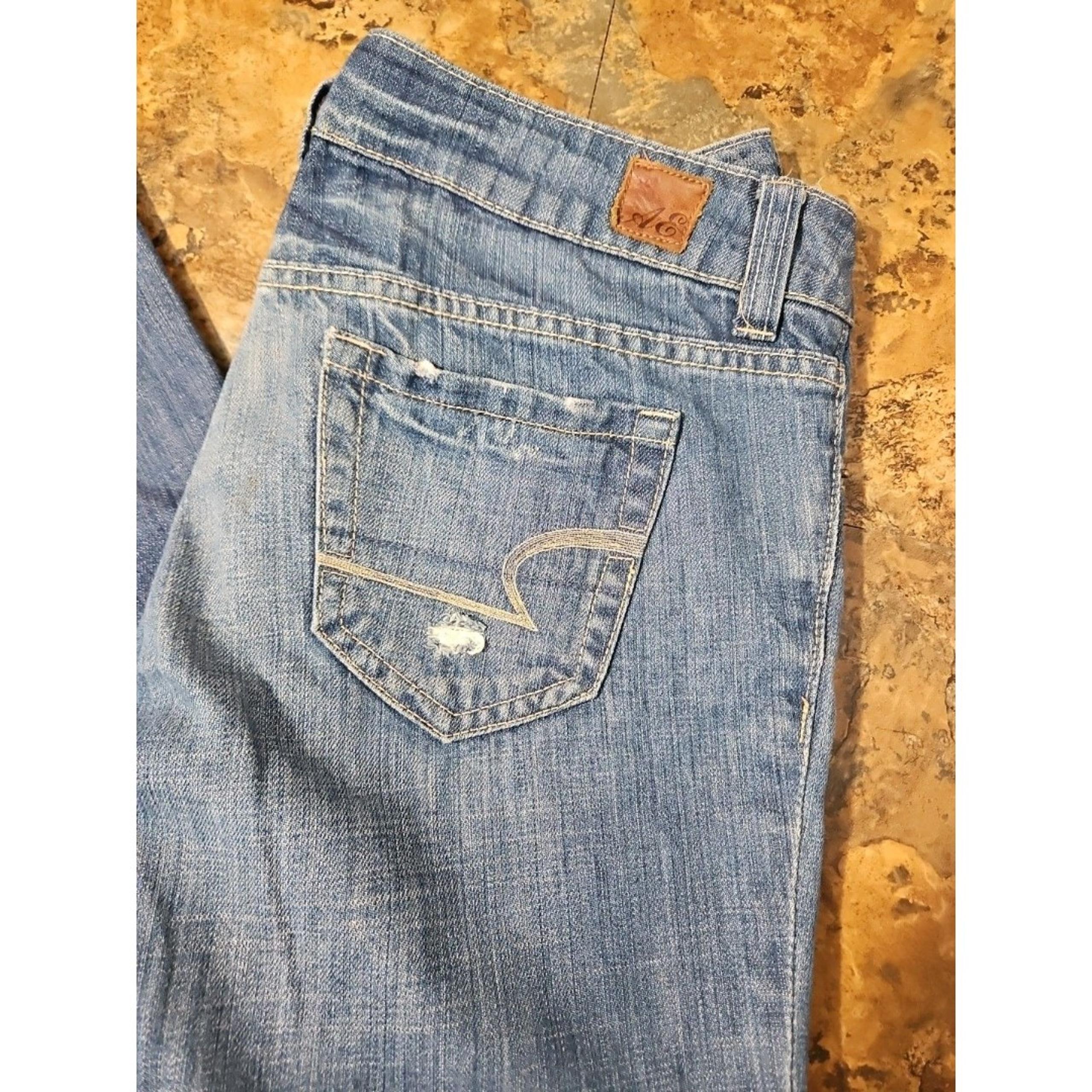 Jeans Womens Size 4reg. Favorite Boyfriend Distressed (J37) - American Eagle