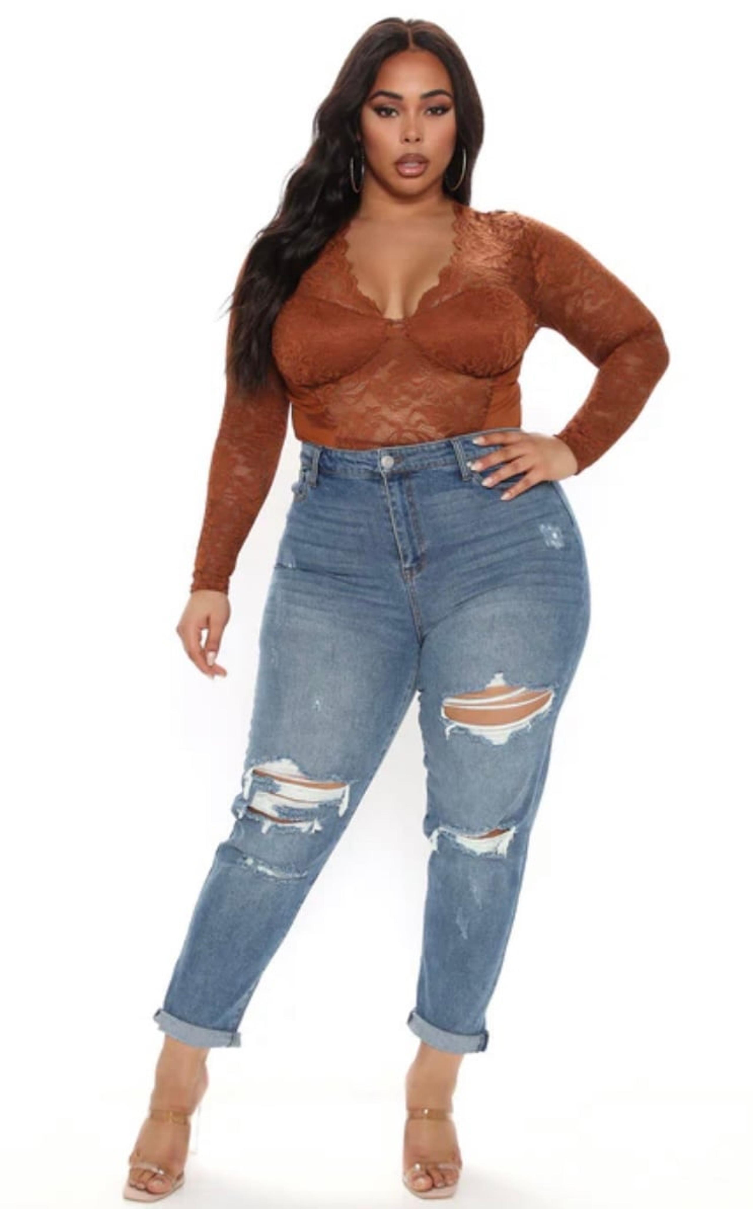 Fashion Nova Know It All Mid Rise Boyfriend Jeans - Medium Blue Wash Size 20