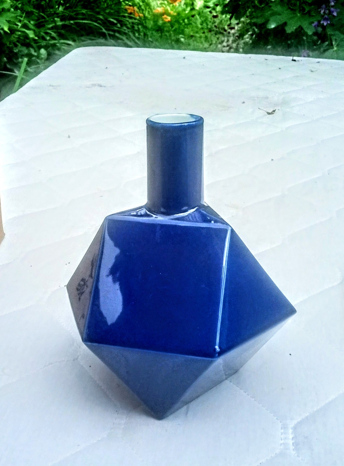 Geodesic geometric cobalt blue porcelain vase 7.5 H