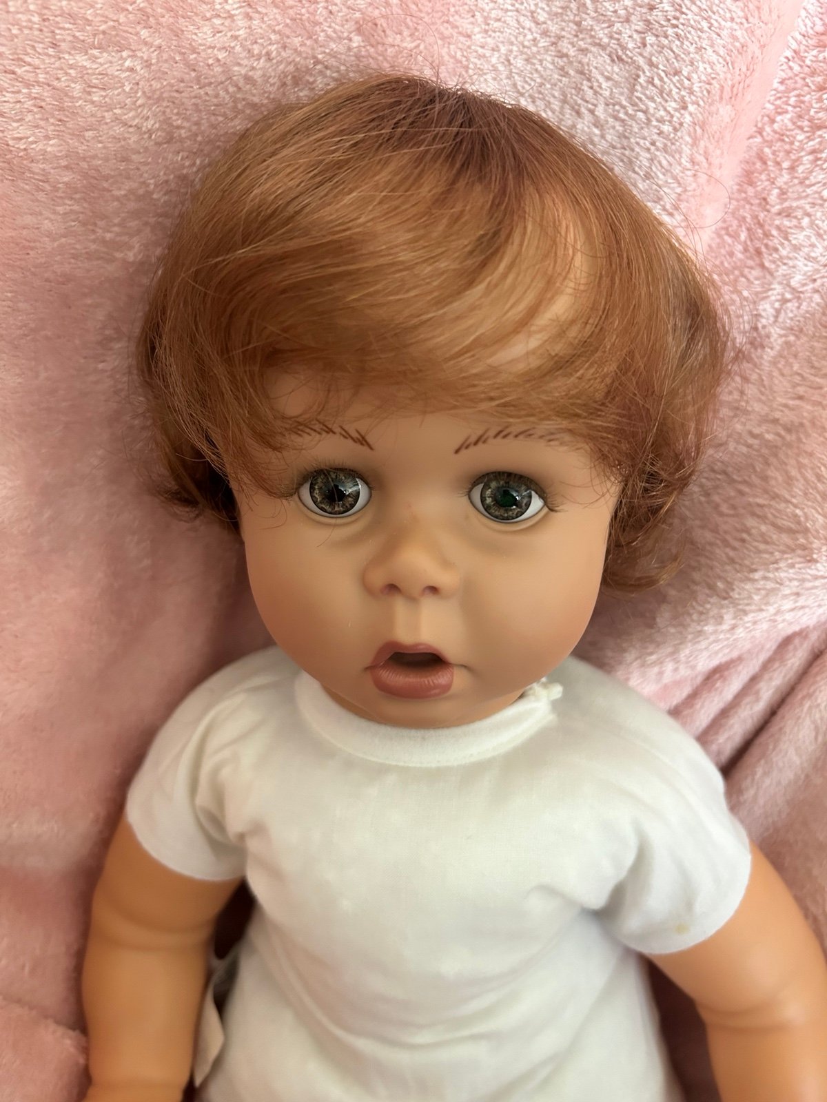 Pat Secrist/Famosa hybrid girl doll