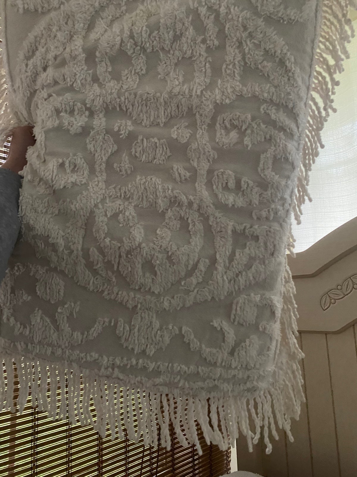 white fringe pillow cases - white lace pattern