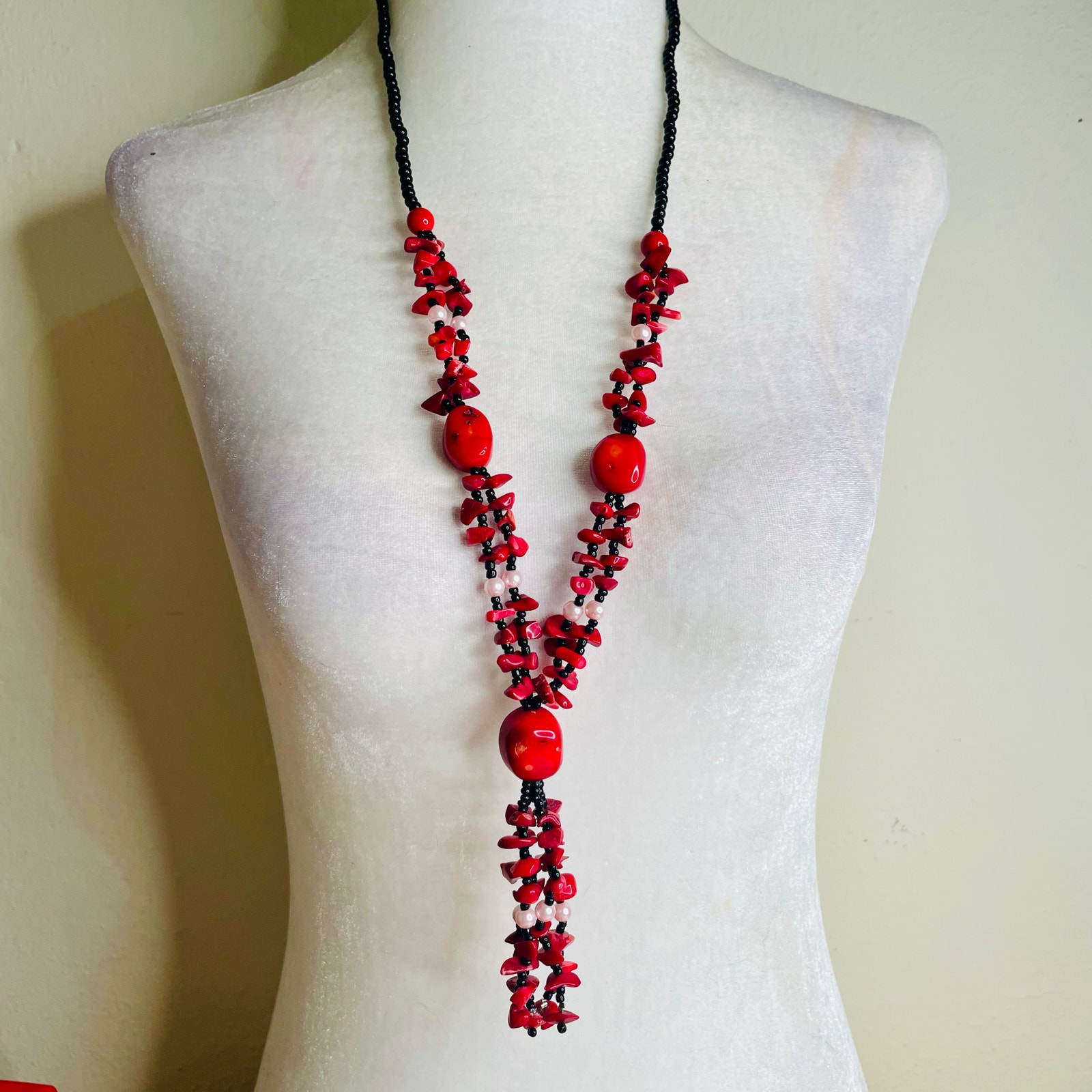 Red Coral Black Onyx All Stone Tassel Necklace