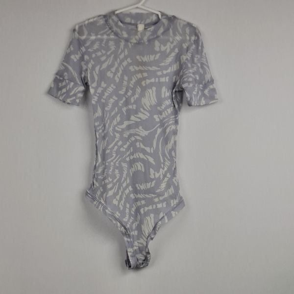 Skims Tee Shirt bodysuit NWT