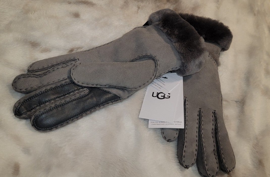 UGG sheepskin gloves