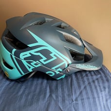 Troy Lee Designs A1 Mips Helmet