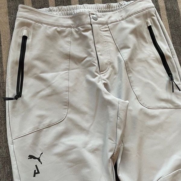 Puma seasons rainCELL running pants. Mens small