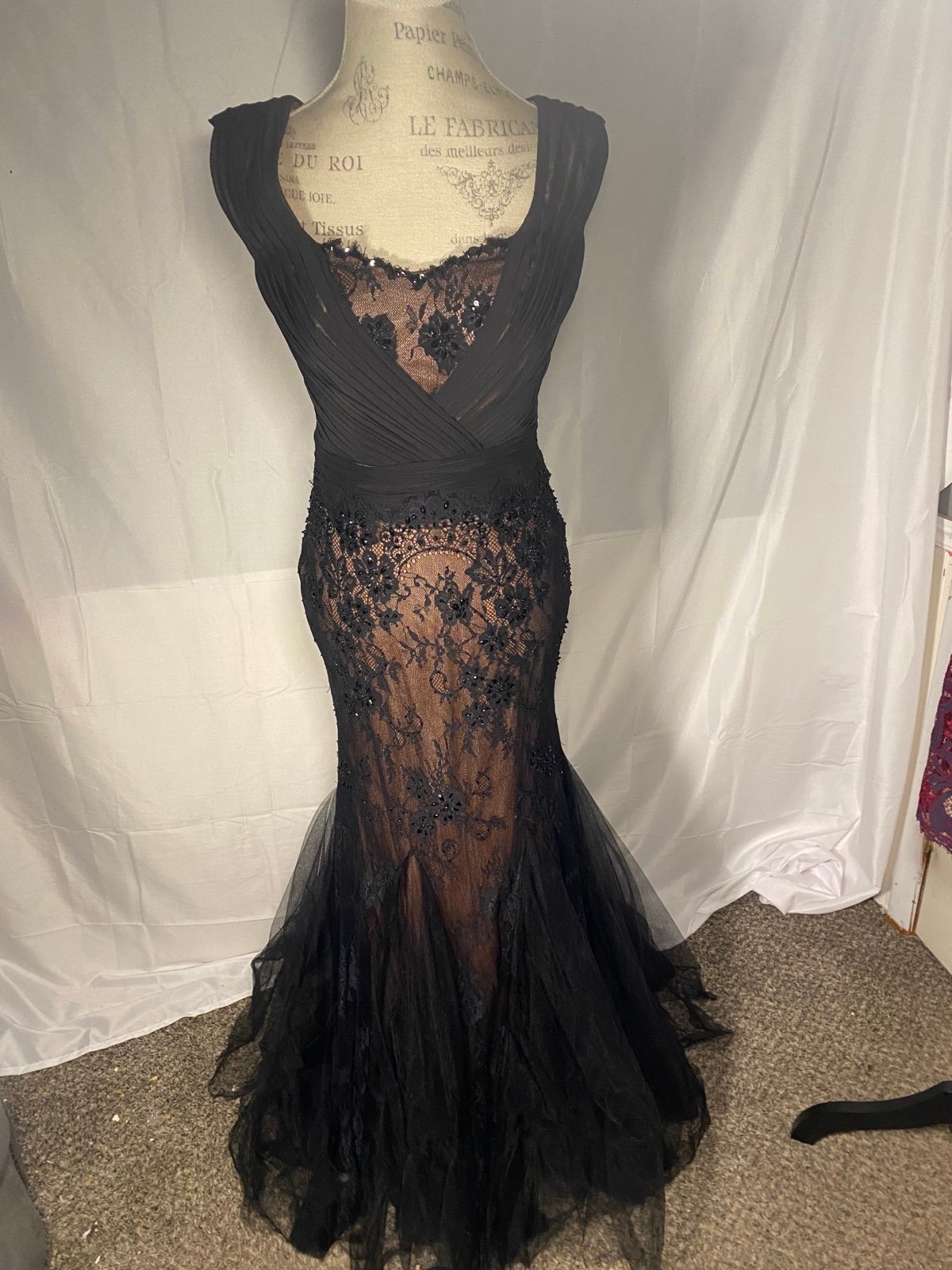 Rina Di Montella prom dress
