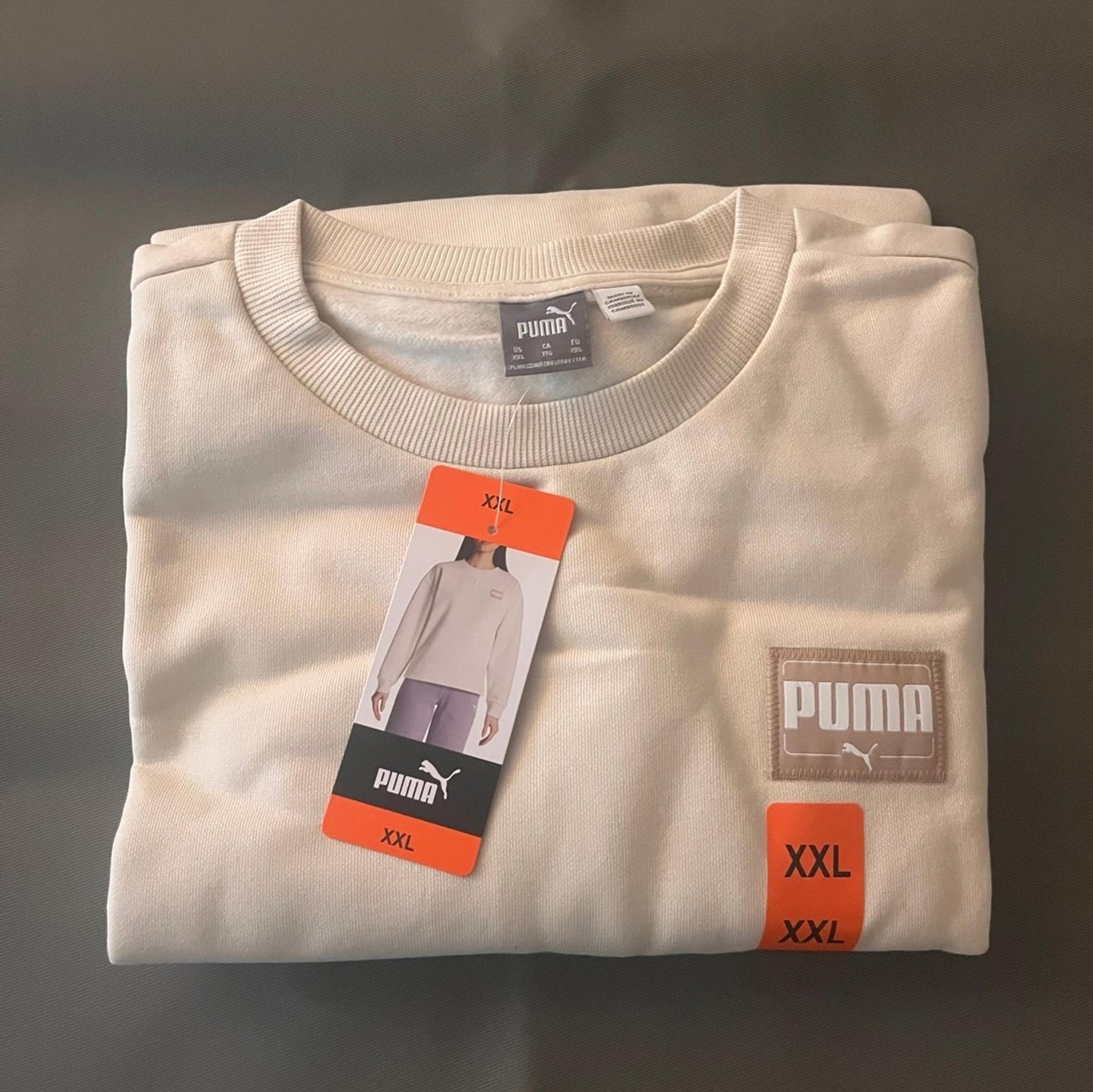 PUMA Women's Fleece Crewneck Sweatshirt Badge (Tan, XXL)