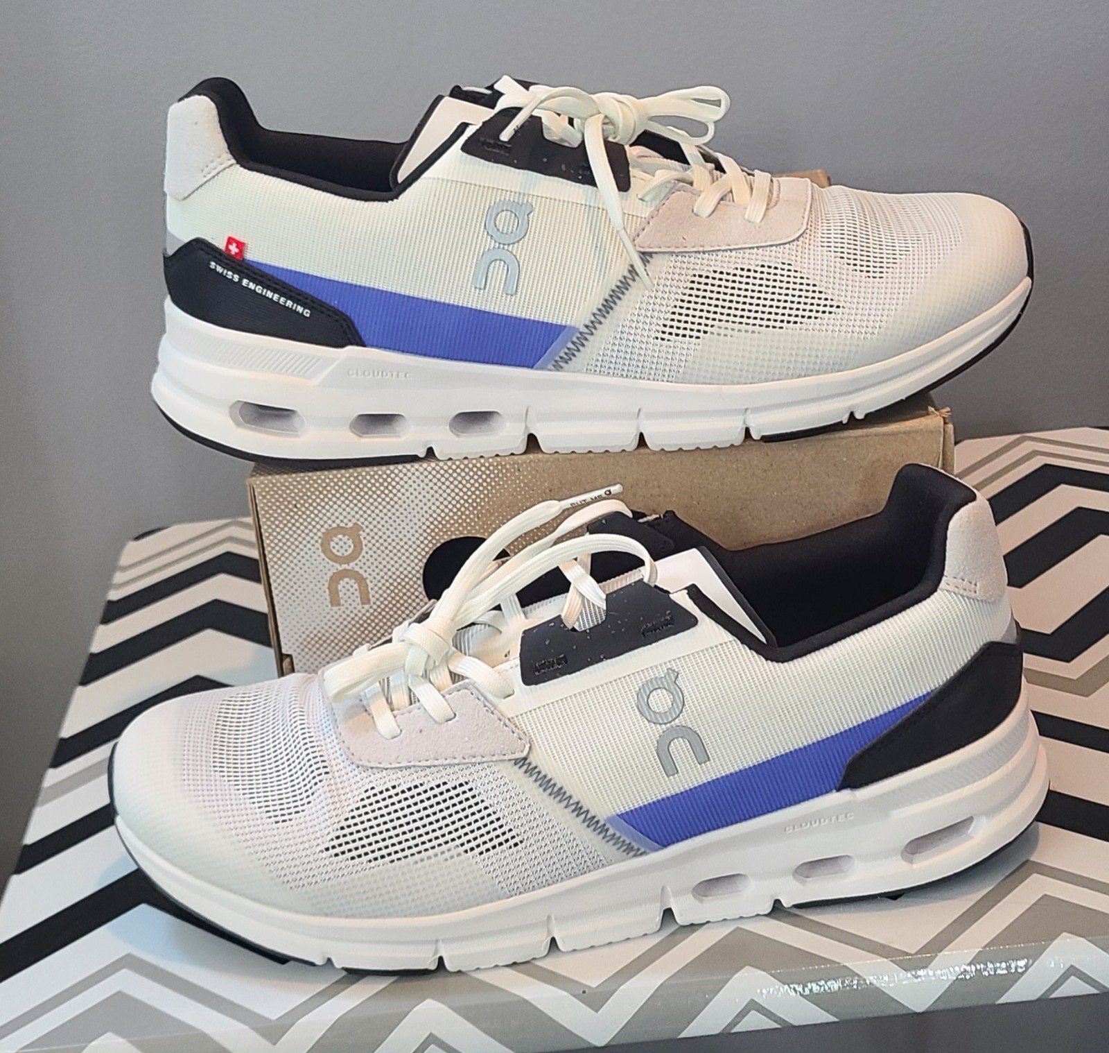 On Cloudrift (Undyed White/Cobalt) Men's Shoes size 9