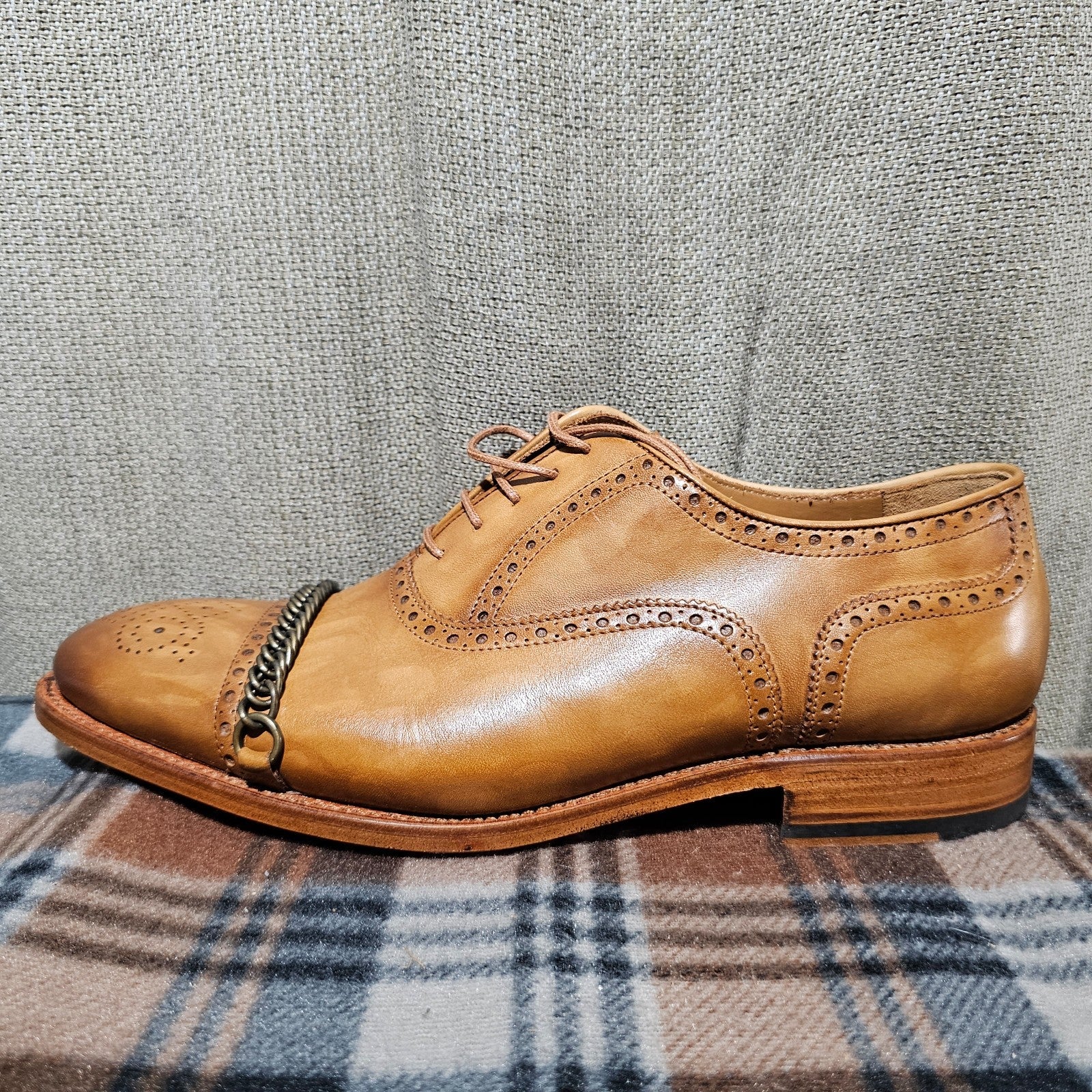 Leather shoes