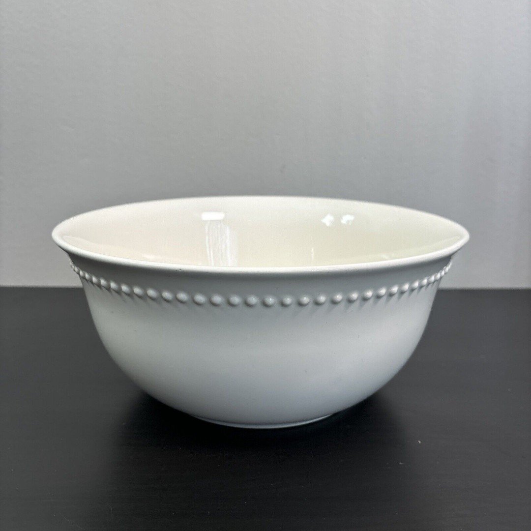 POTTERY BARN Emma Mixing Serving Bowl White Made In Portugal 10 x 4 Crazing