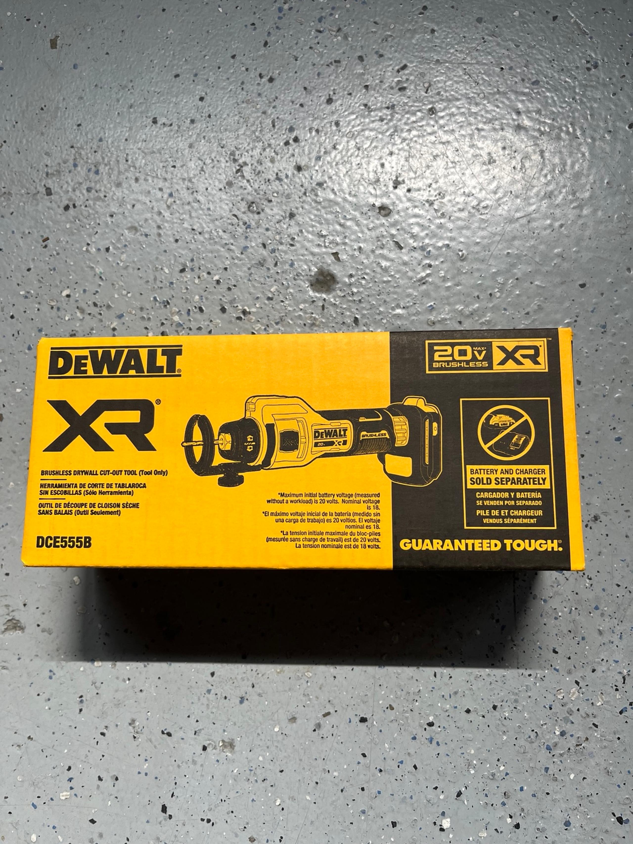 DeWalt XR Brushless Drywall Cut-out Tool (tool only) DCE555B NEW