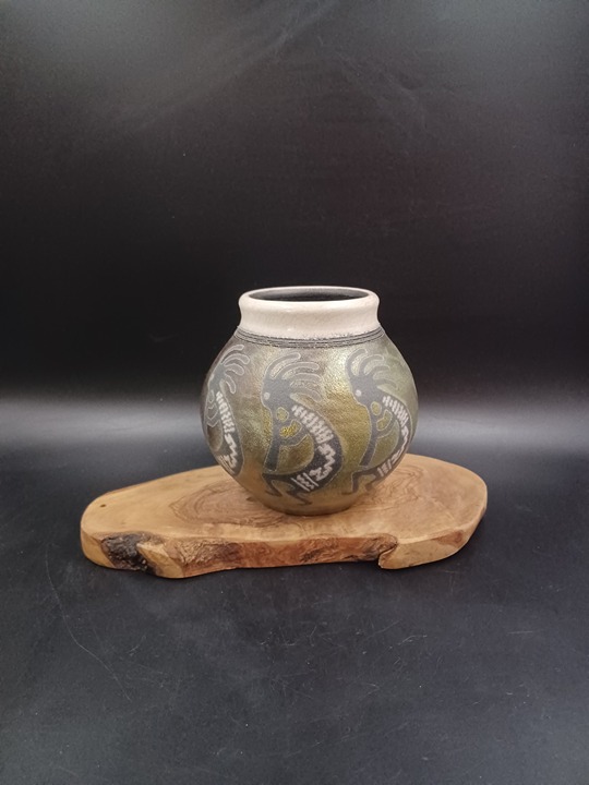 Vintage Jeremy Diller Kokopelli Raku Vase Signed - 5.75 T x 5 L x 3 W @ Base
