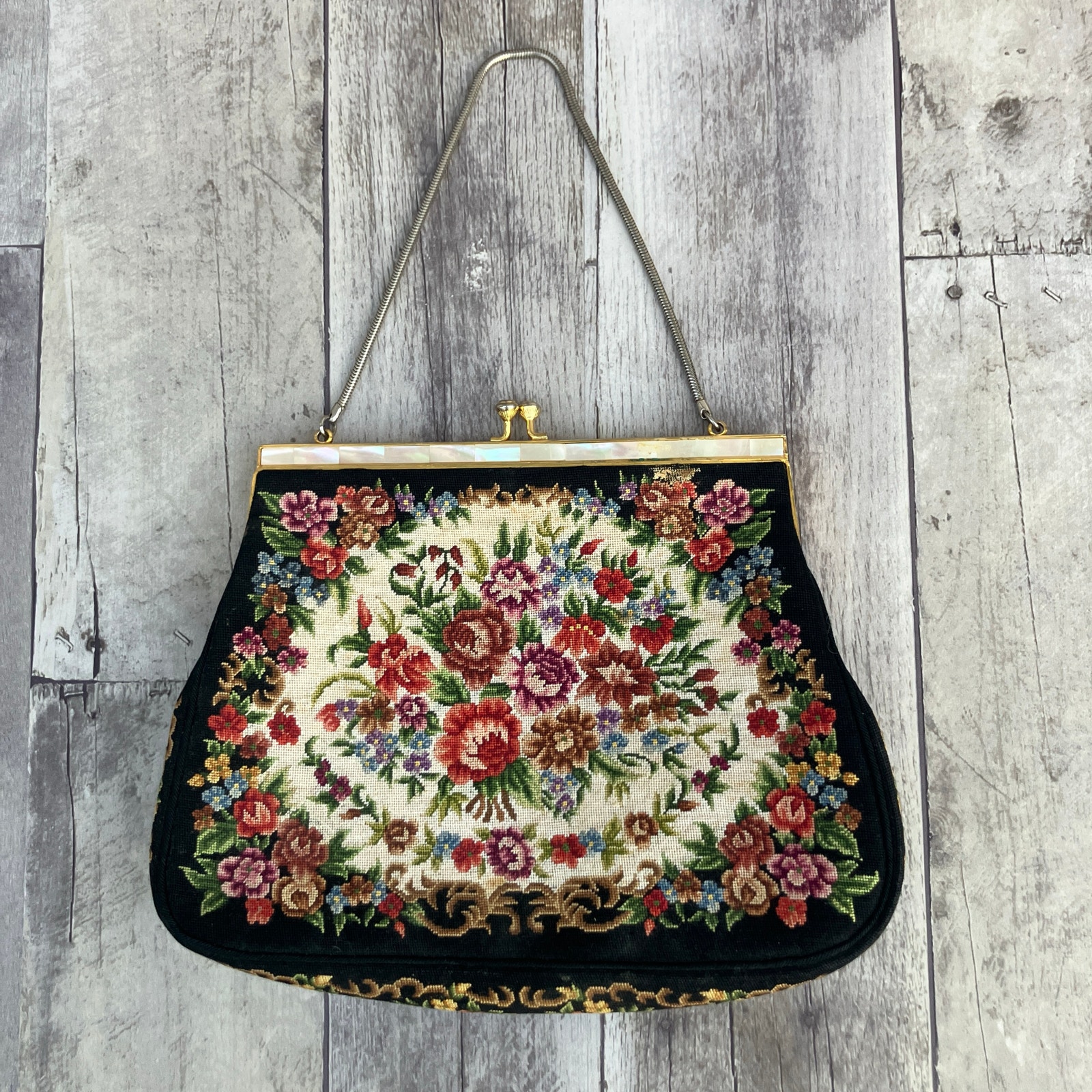 VTG Purse 60’s Tapestry Petit Point Needlepoint Floral Framed Kiss Lock Coquette