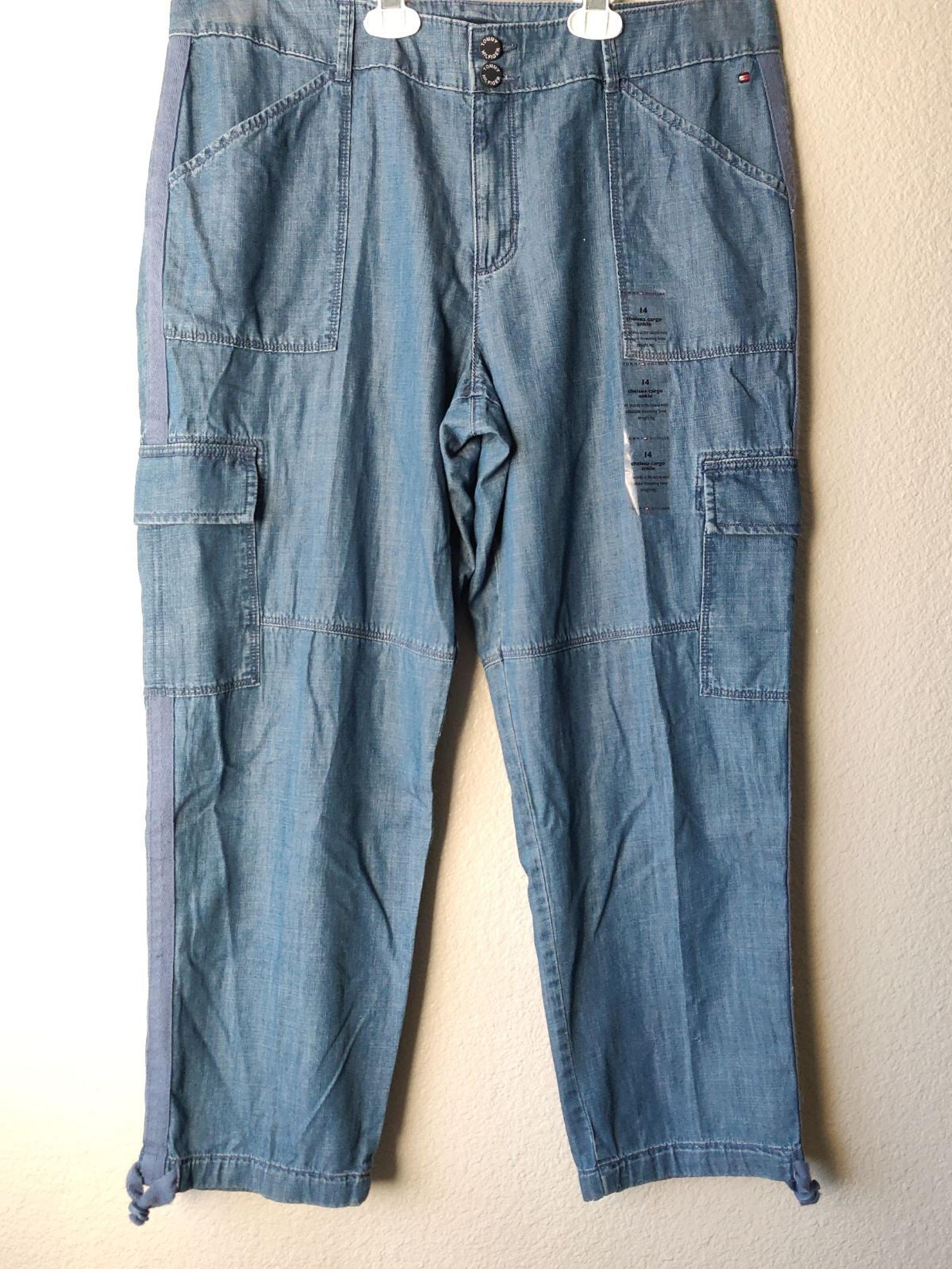 NWOT Women's Tommy Hilfiger Cargo Pants