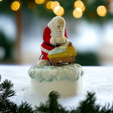 Vintage THE KNEELING SANTA Figurine Christmas Tabletop Home Decor Musical Statue