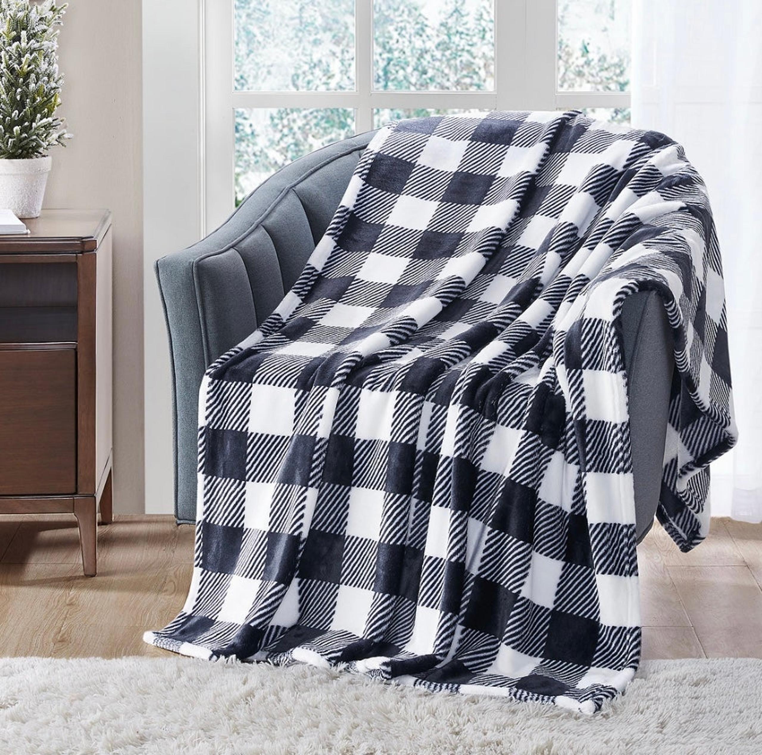 Charter Club Cozy Plush Throw, 50" x 70"