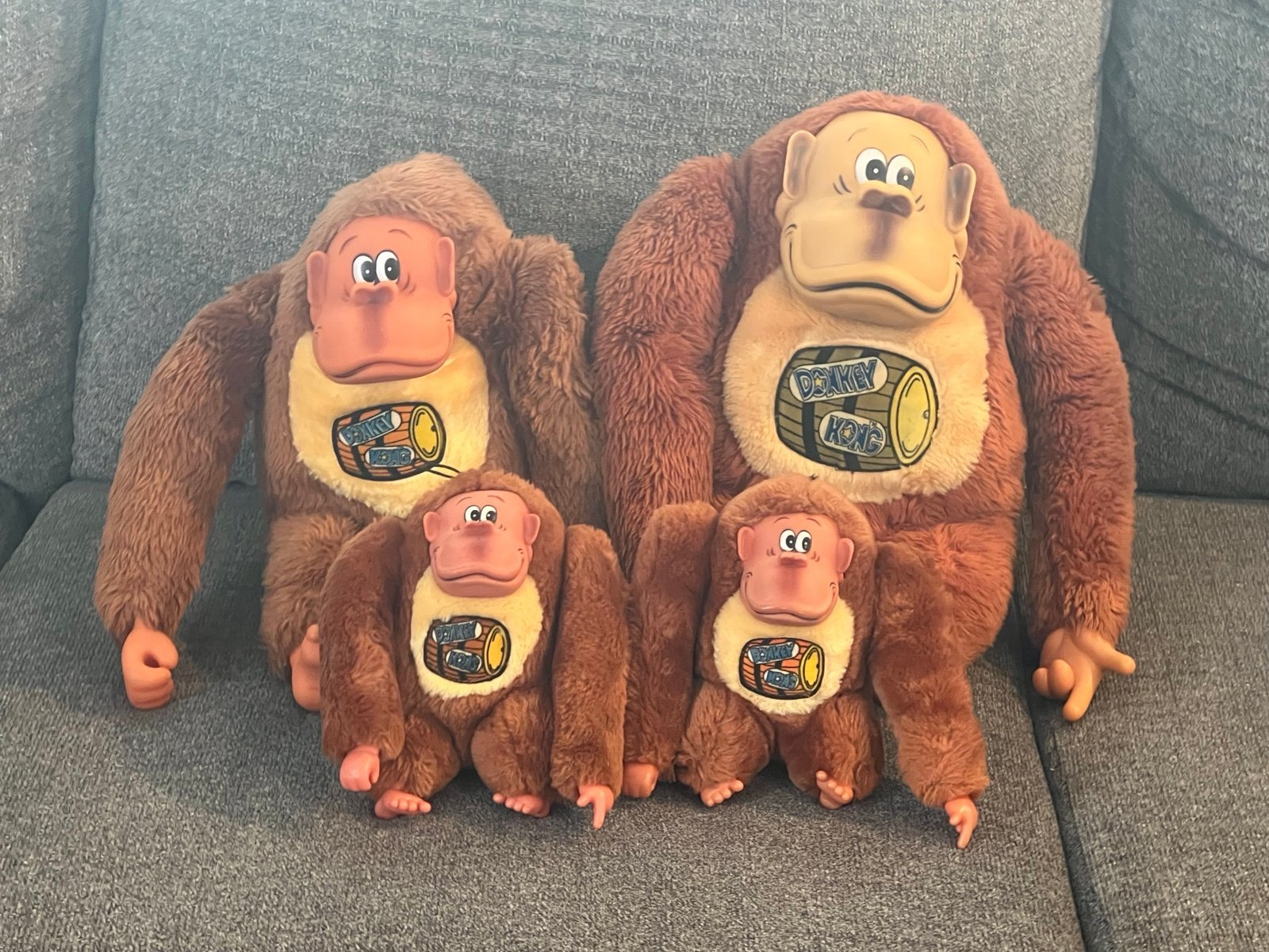 Lot of 4 donkey Kong 1982 Nintendo