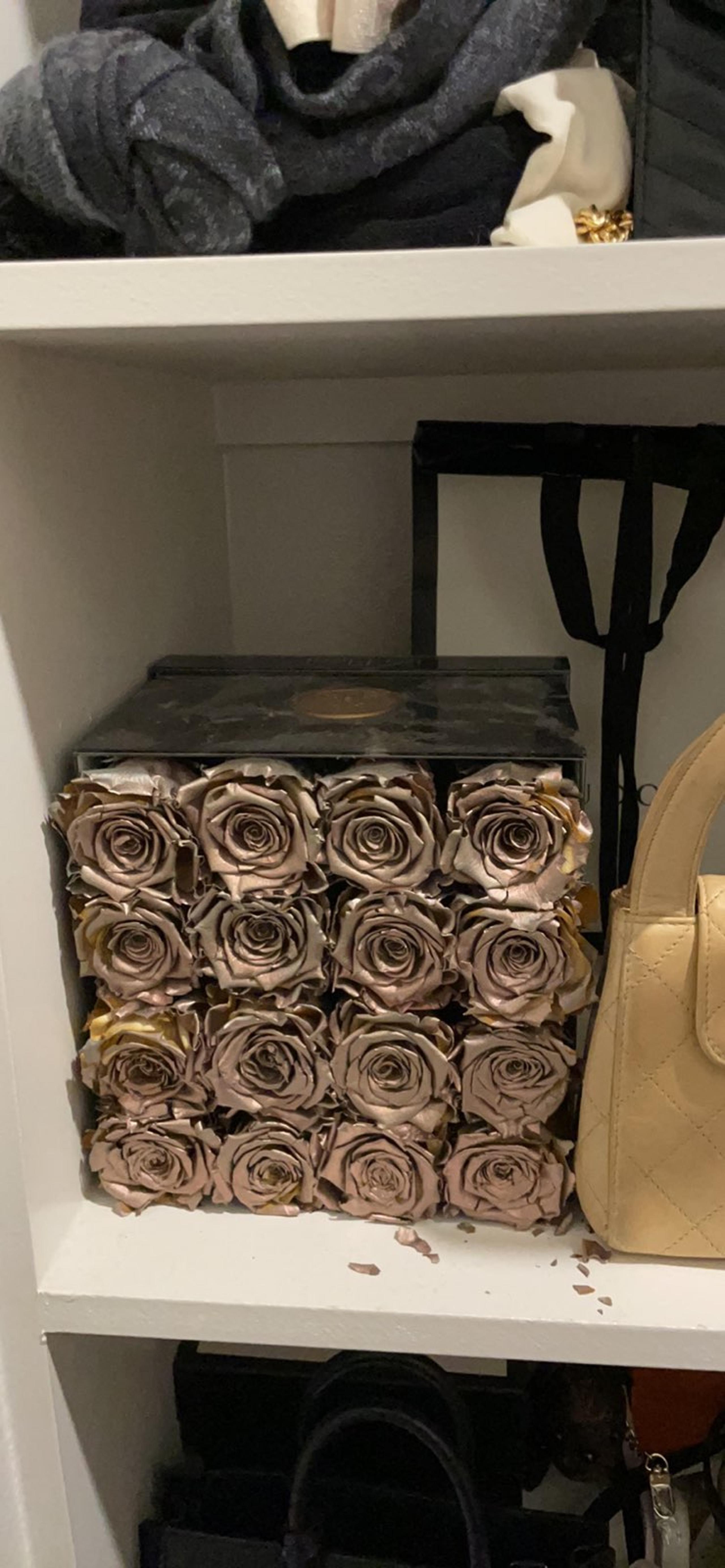 La Fleur flowers that last a year