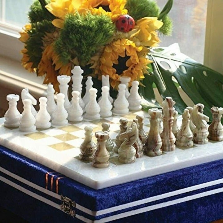 Marble Onyx Chess Board Queens Gambit