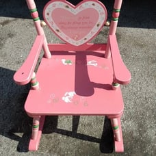 Levels of Discovery TIME OUT ROCKER - GIRLS CHAIR