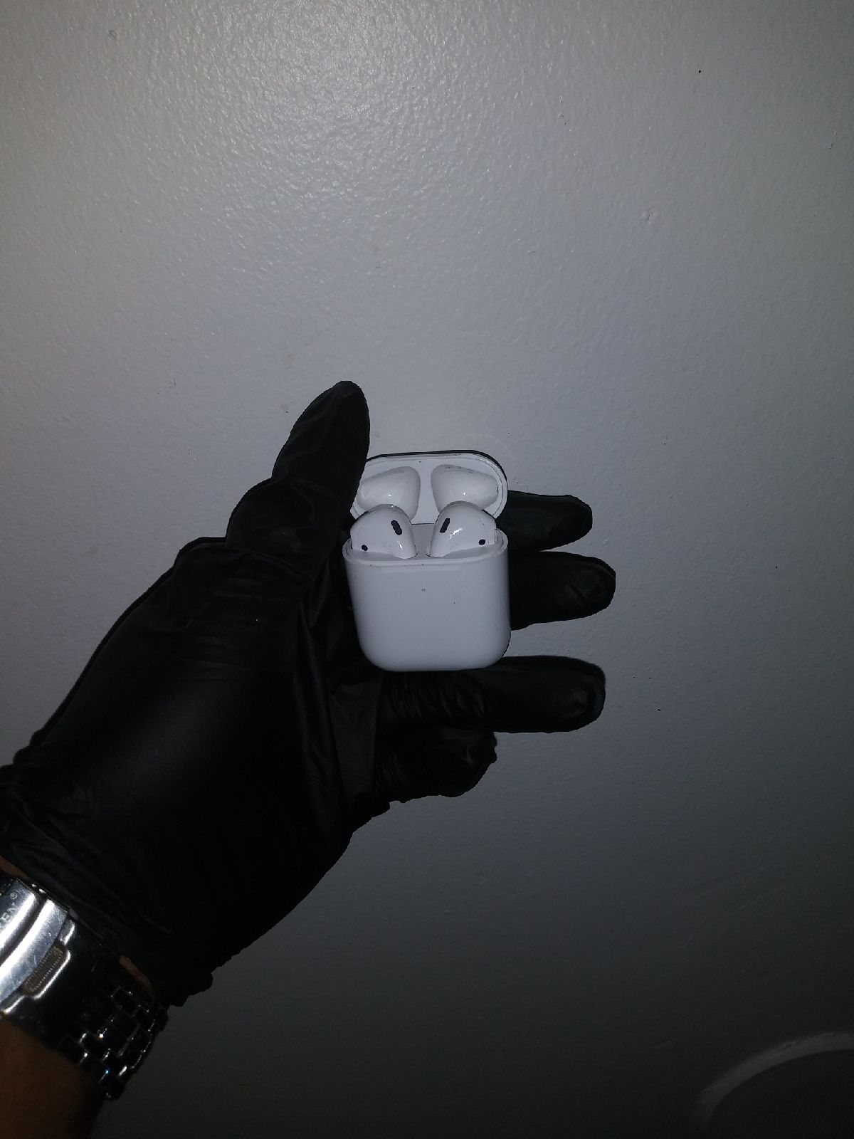 Apple airpods 2nd generation