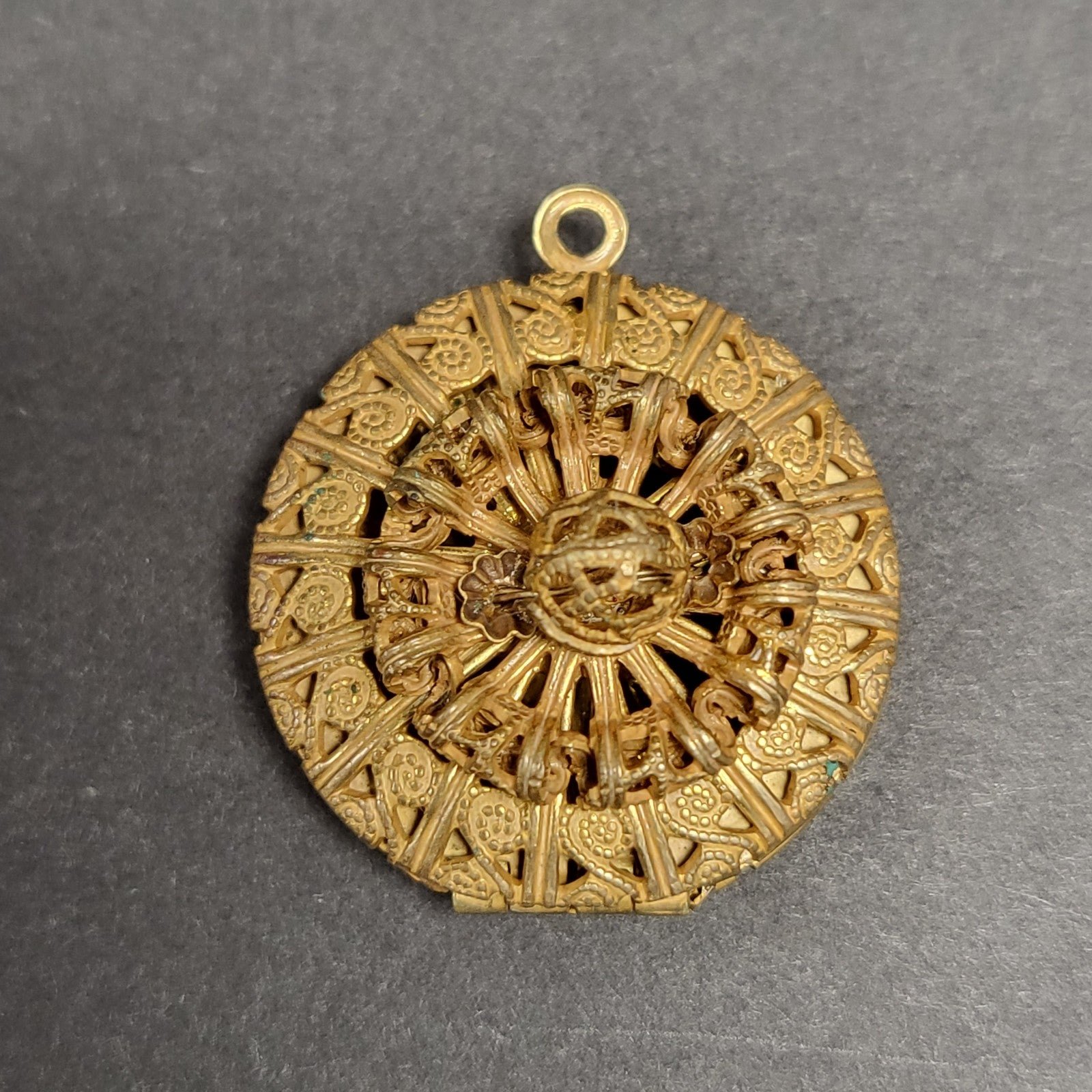Vintage mariam haskell pendant locket