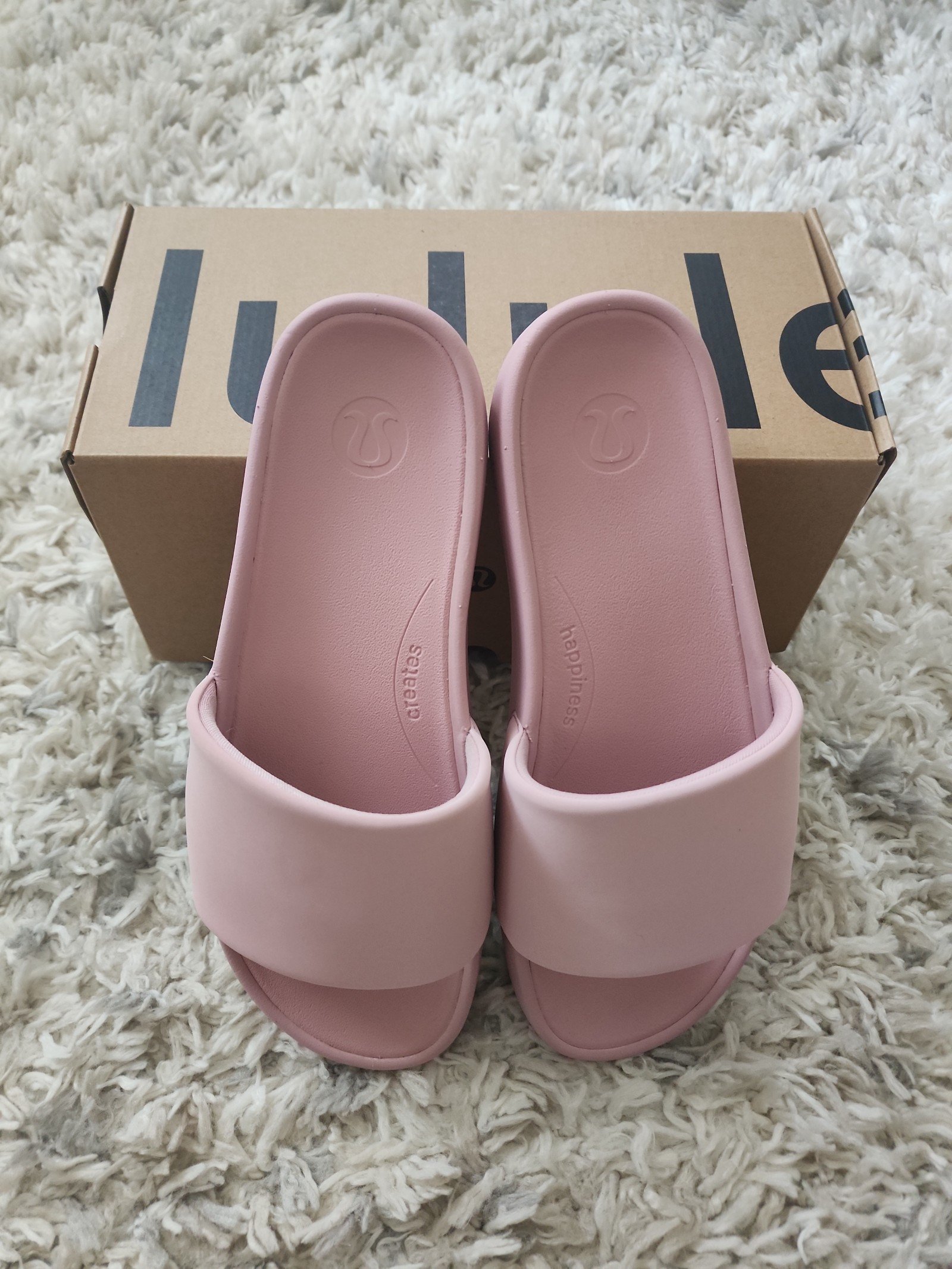 セール！Women's Restfeel Slide スライドサンダル - Pink Haze Lululemon Womens Restfeel Slide - Pink Haze / Pink Haze