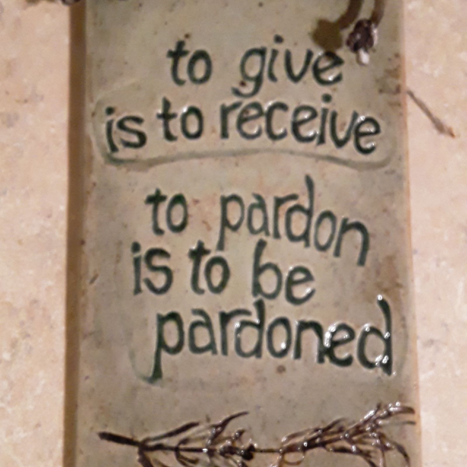 Home Decor Quote Tablet