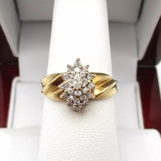 10K Yellow Gold 25 Diamond Cluster Cocktail Ring Size 6.75 [R296]
