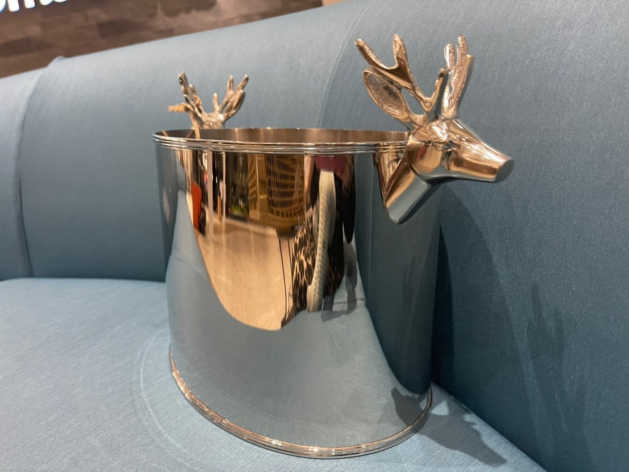 Deer ice bucket
