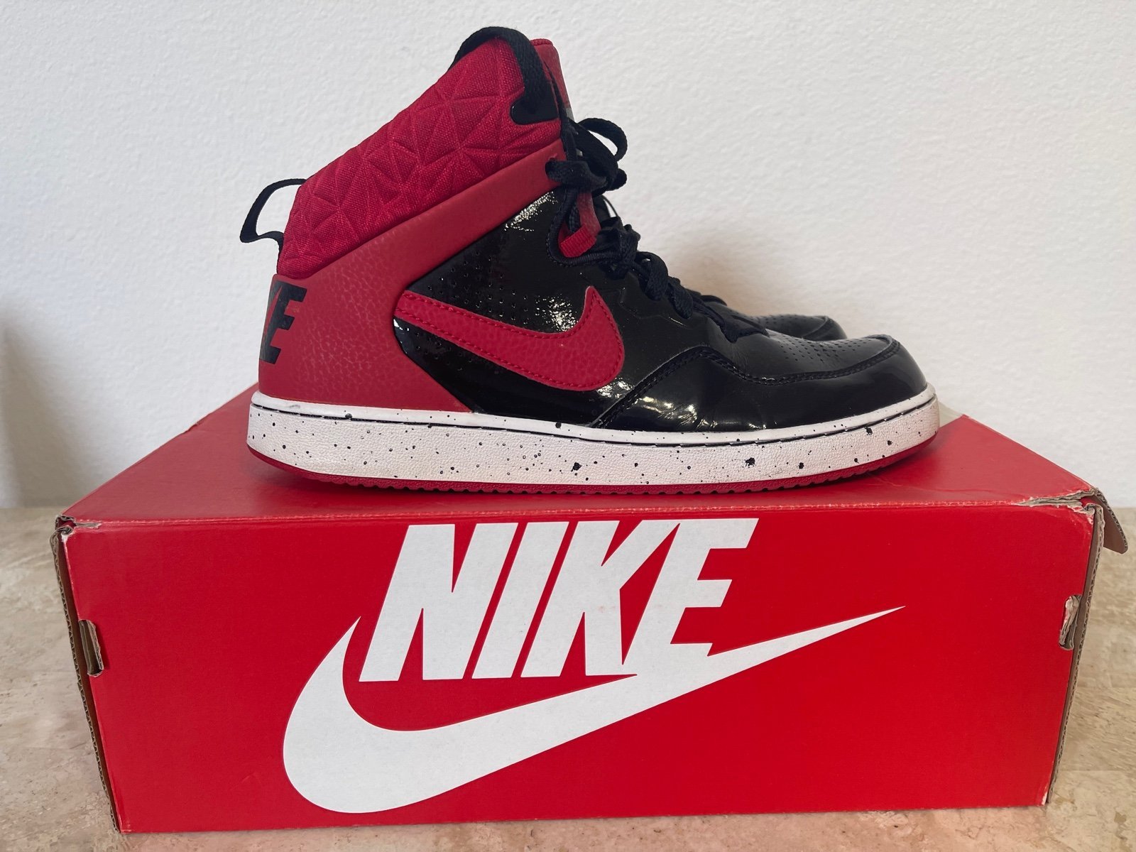 Nike Son First Flight GS, Size 7Y, Black/Gym Red-White