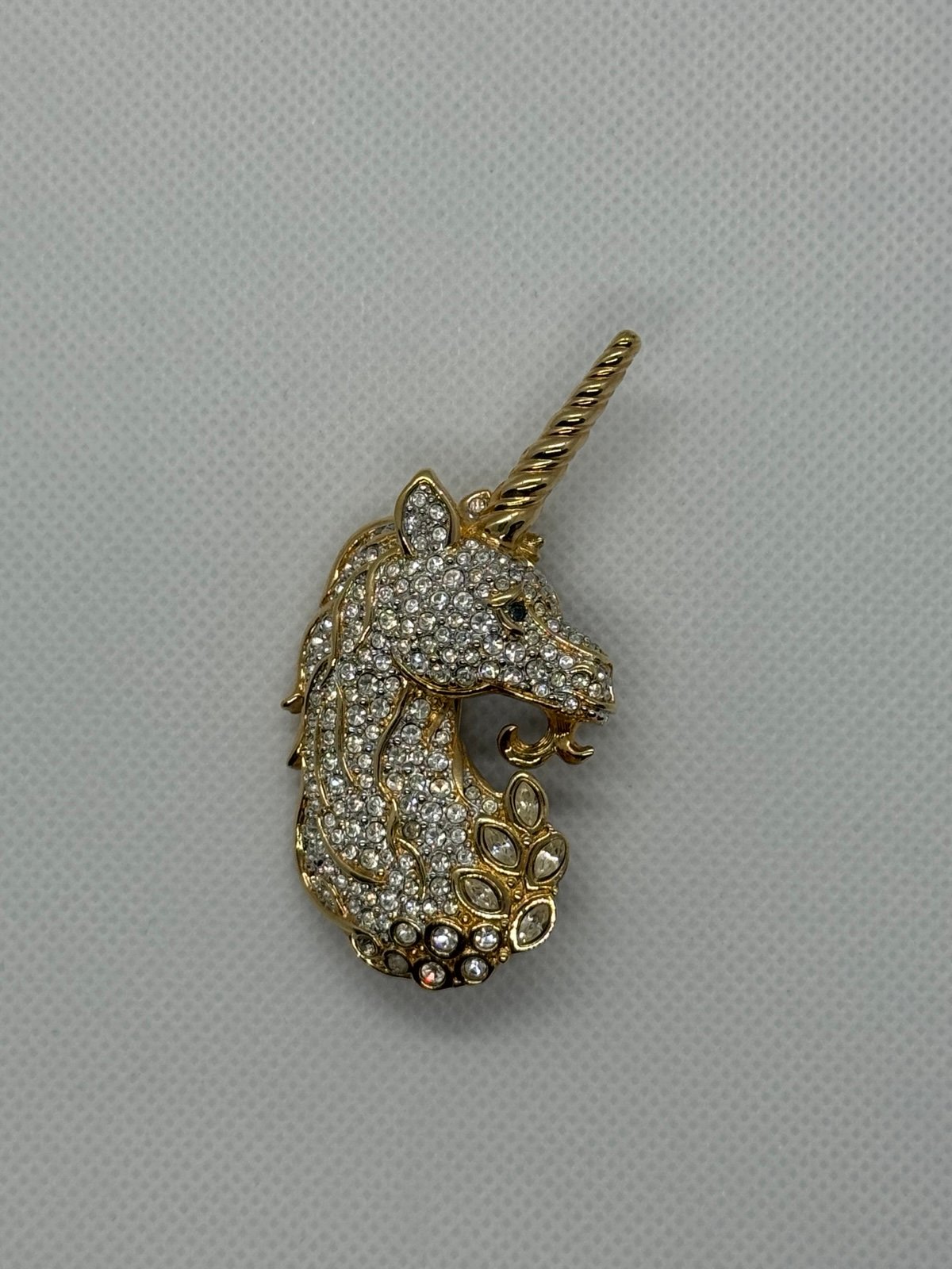 SWAROVSKI UNICORN BROOCH/PIN VINTAGE,