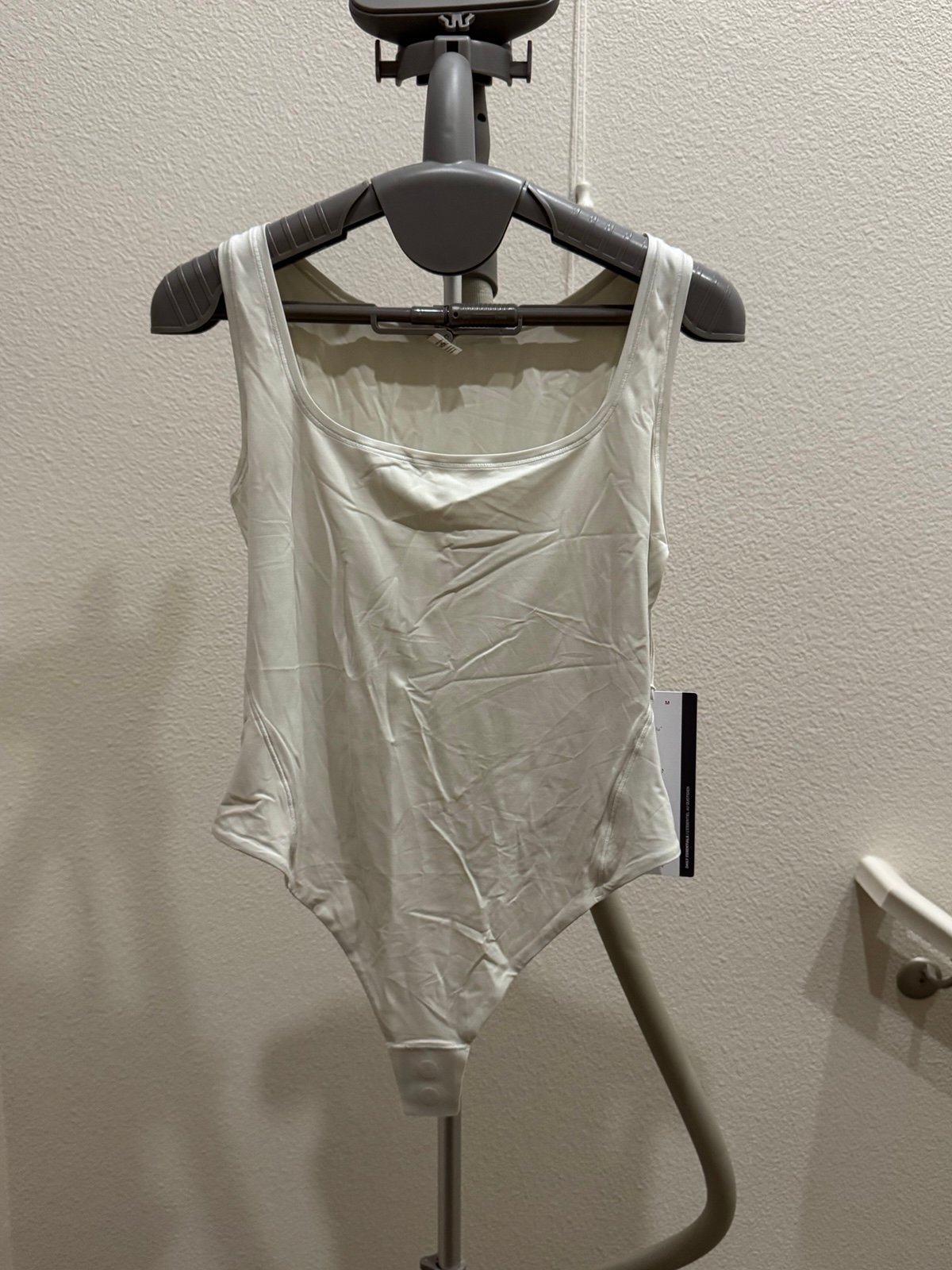 Lululemon Ultra Soft Nulu™ Square-Neck Sleeveless Bodysuit, Size M, New with tag