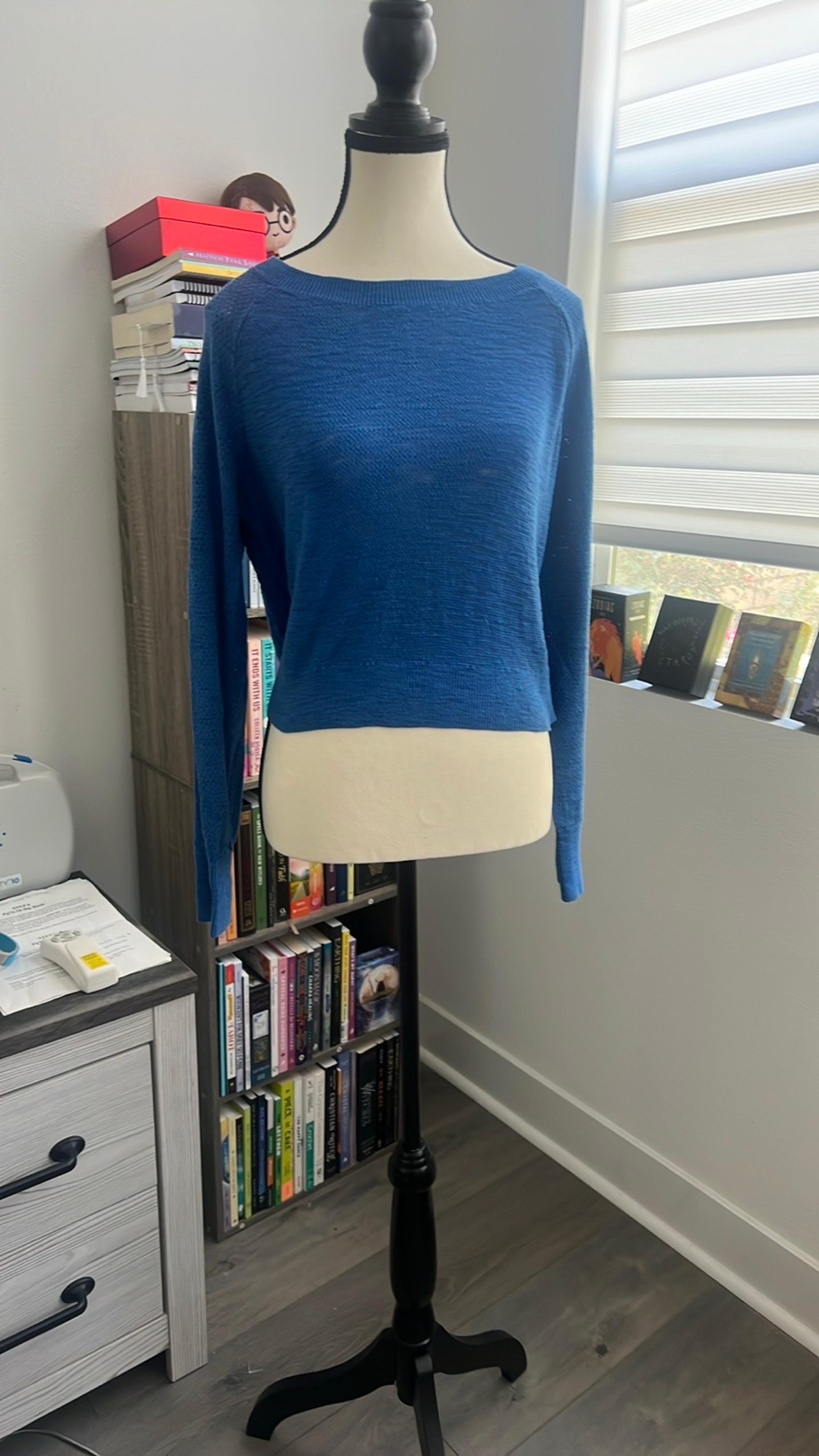 Mossimo Supply Co. Blue Crew Neck Sweater