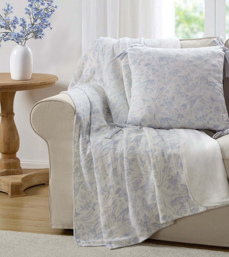 My Texas House Bunny Toile Printed Muslin Throw Blanket