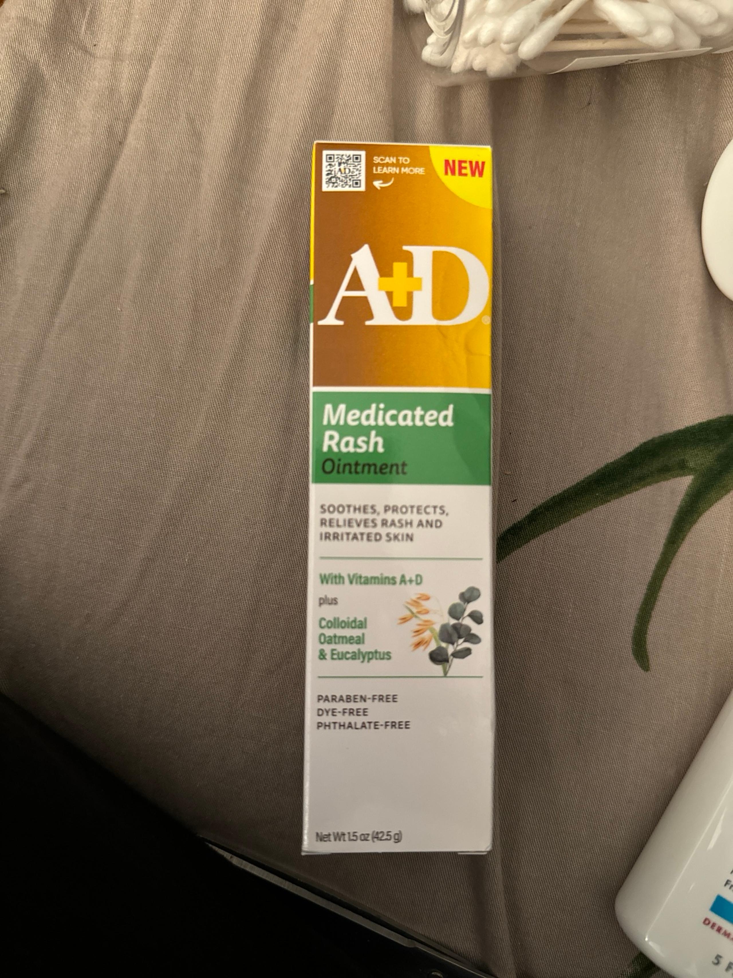 A+D Medicated Rash Ointment 1.5 oz Vitamin A D plus Colloidal Oatmeal Eucalyptus