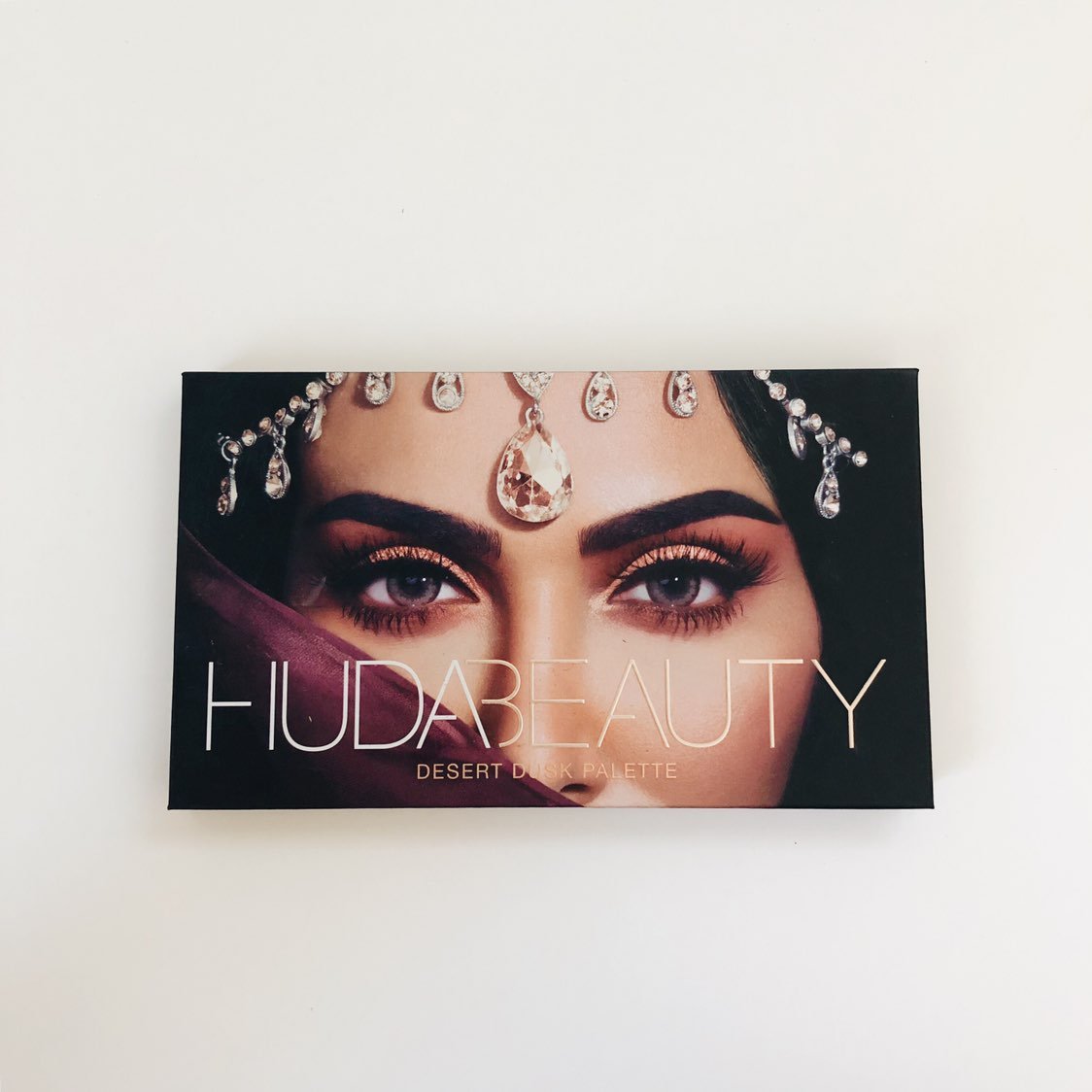 Huda Beauty Desert Dusk Palette