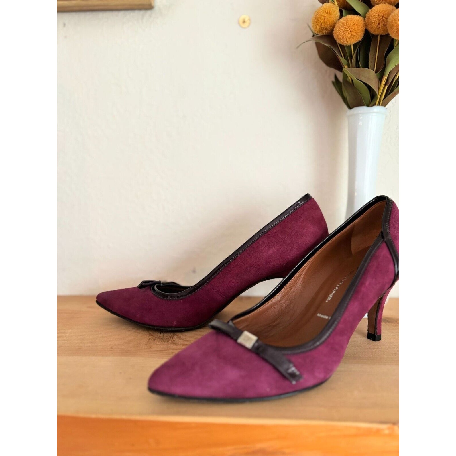 Donald J Pliner Womens Burgundy Suede Leather Heels With Bow Accent Size 8