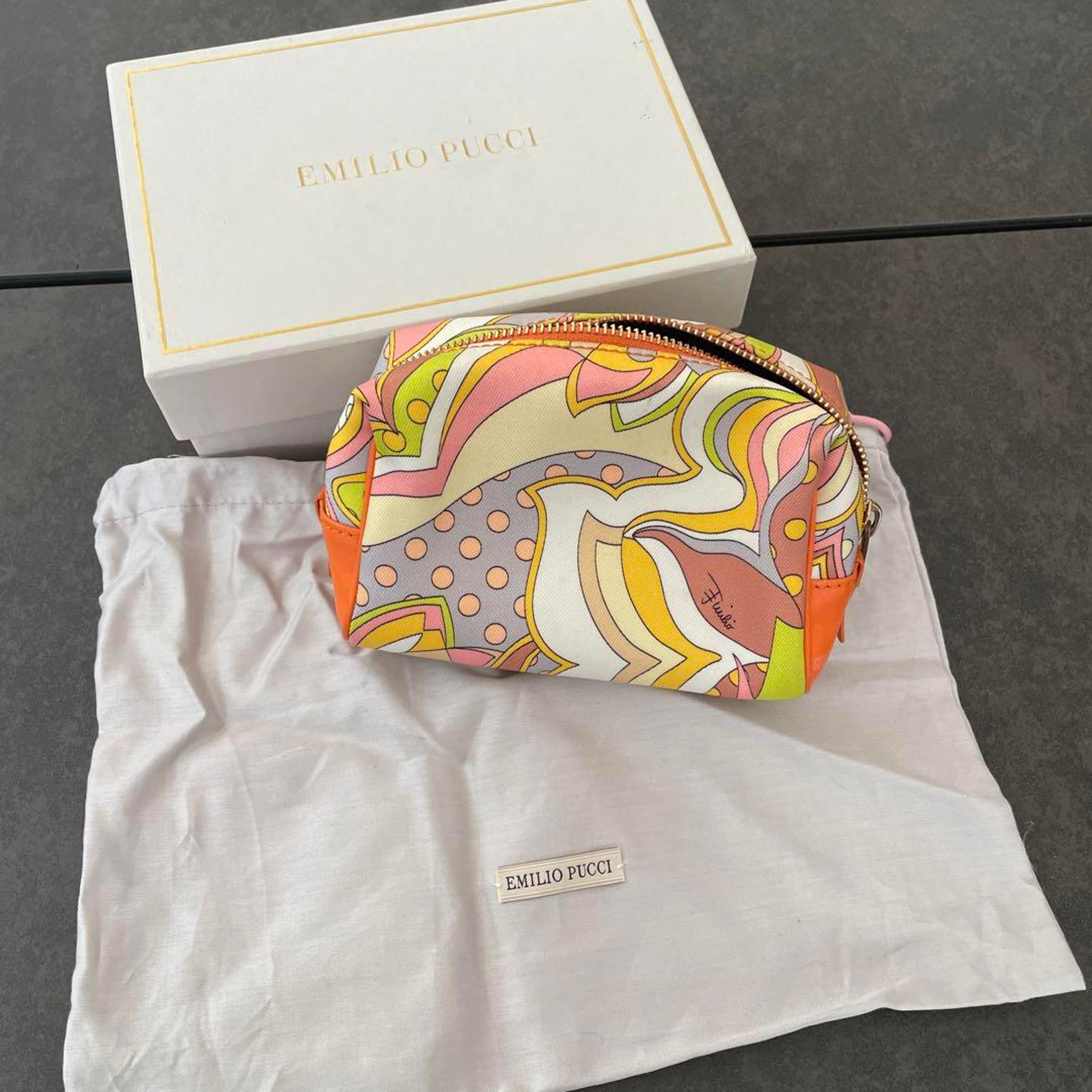 EMILIO PUCCI, purchased at the Ginza authorized dealer, with box, retail price 49,800 yen