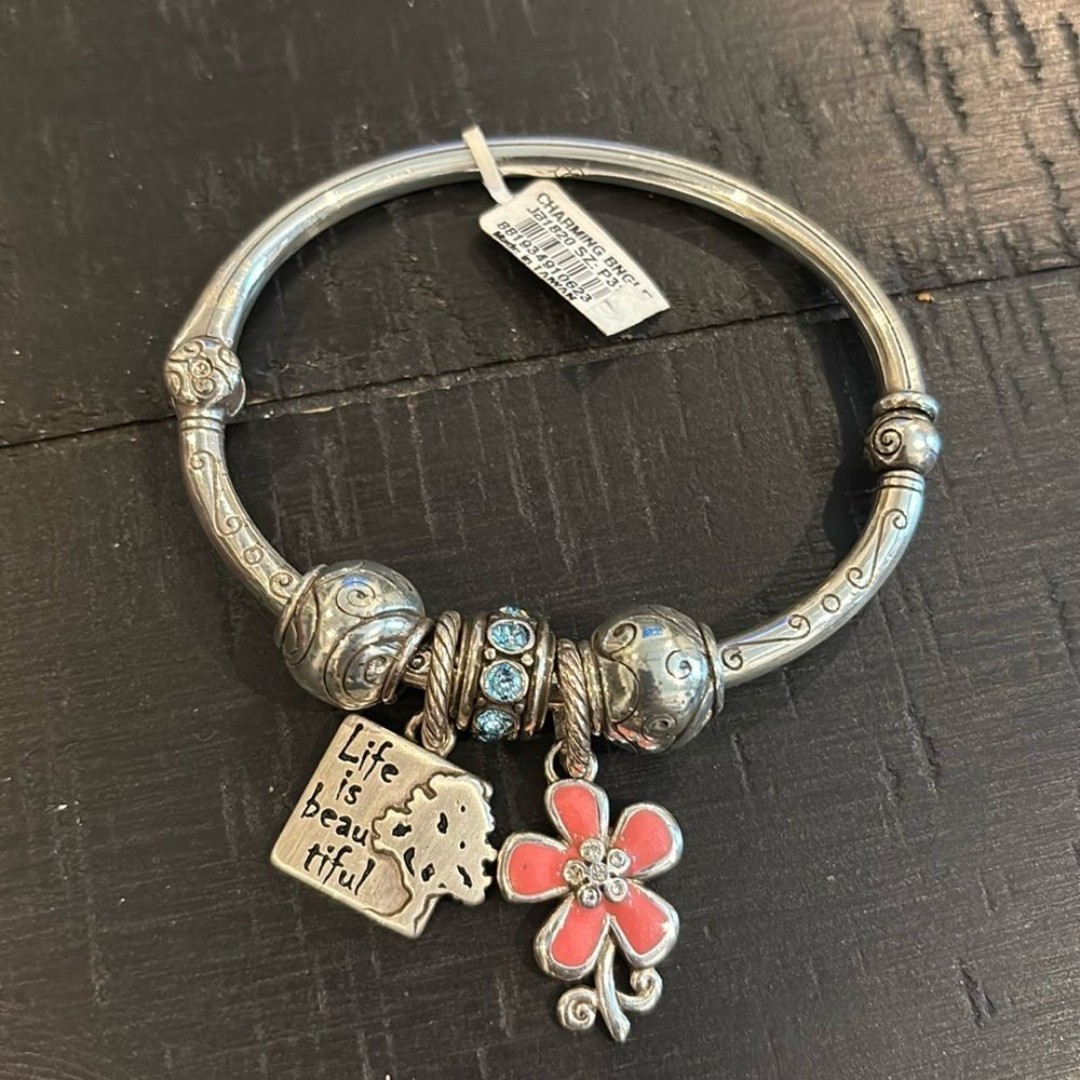 NWT Brighton Life Is Beautiful Charming Flower Beads Charm Bracelet Magnetic​​​