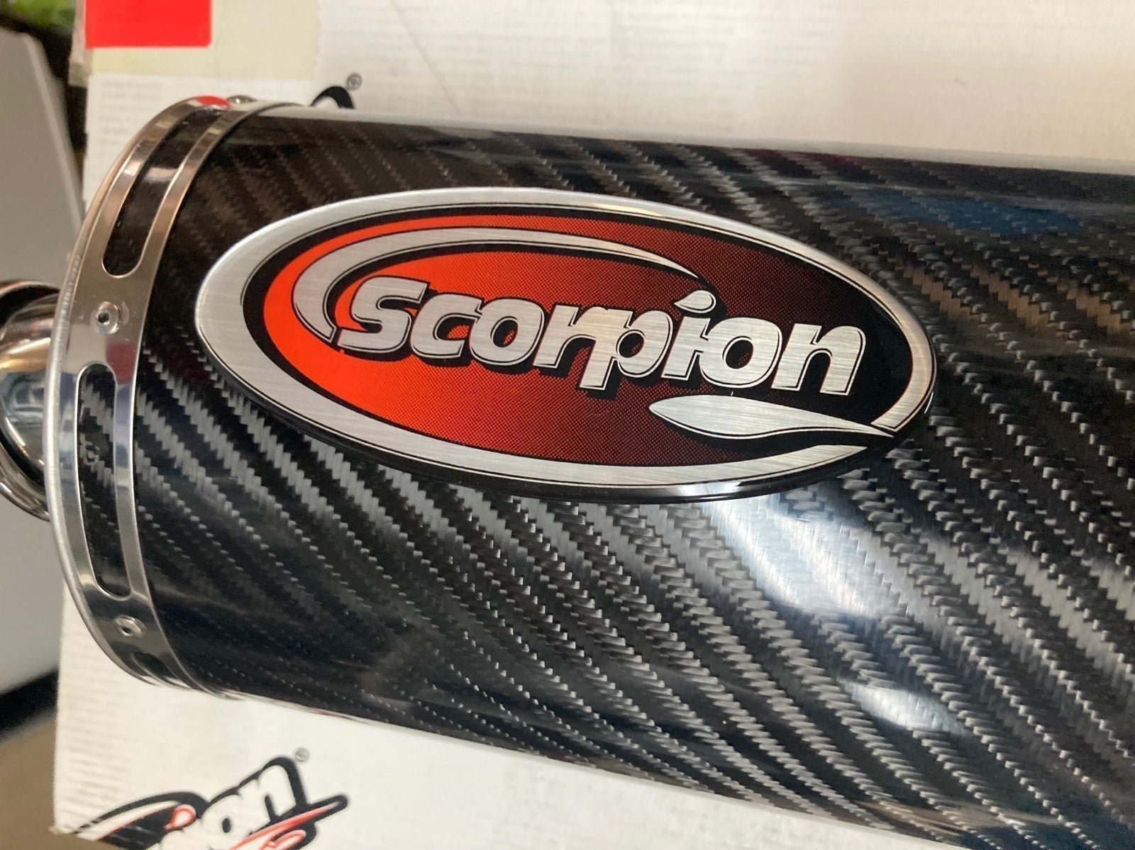 New Scorpion Carbon High Mount Slip On Exhaust 2004-2005 SV650s