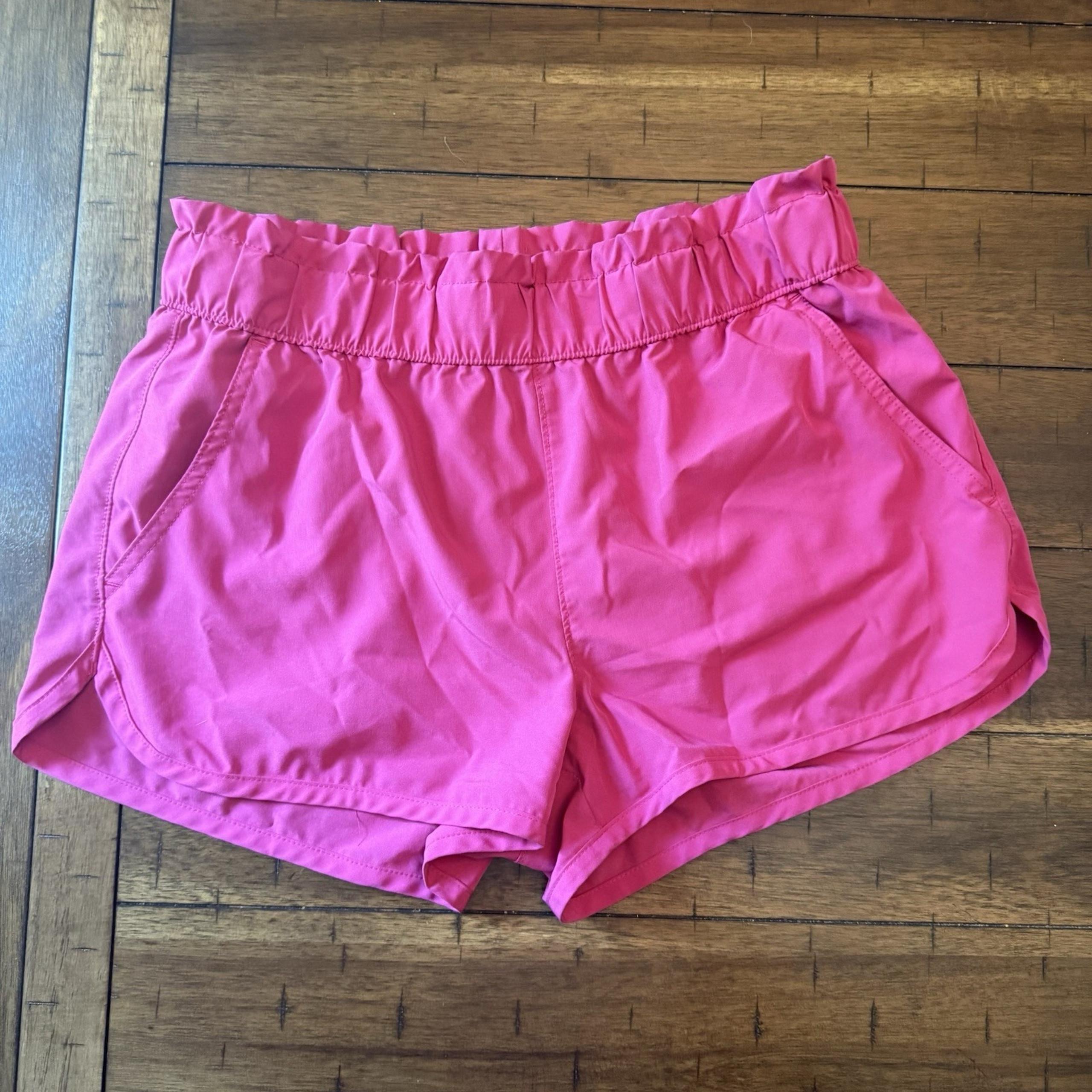 Women's Vanilla Star hot pink shorts size medium